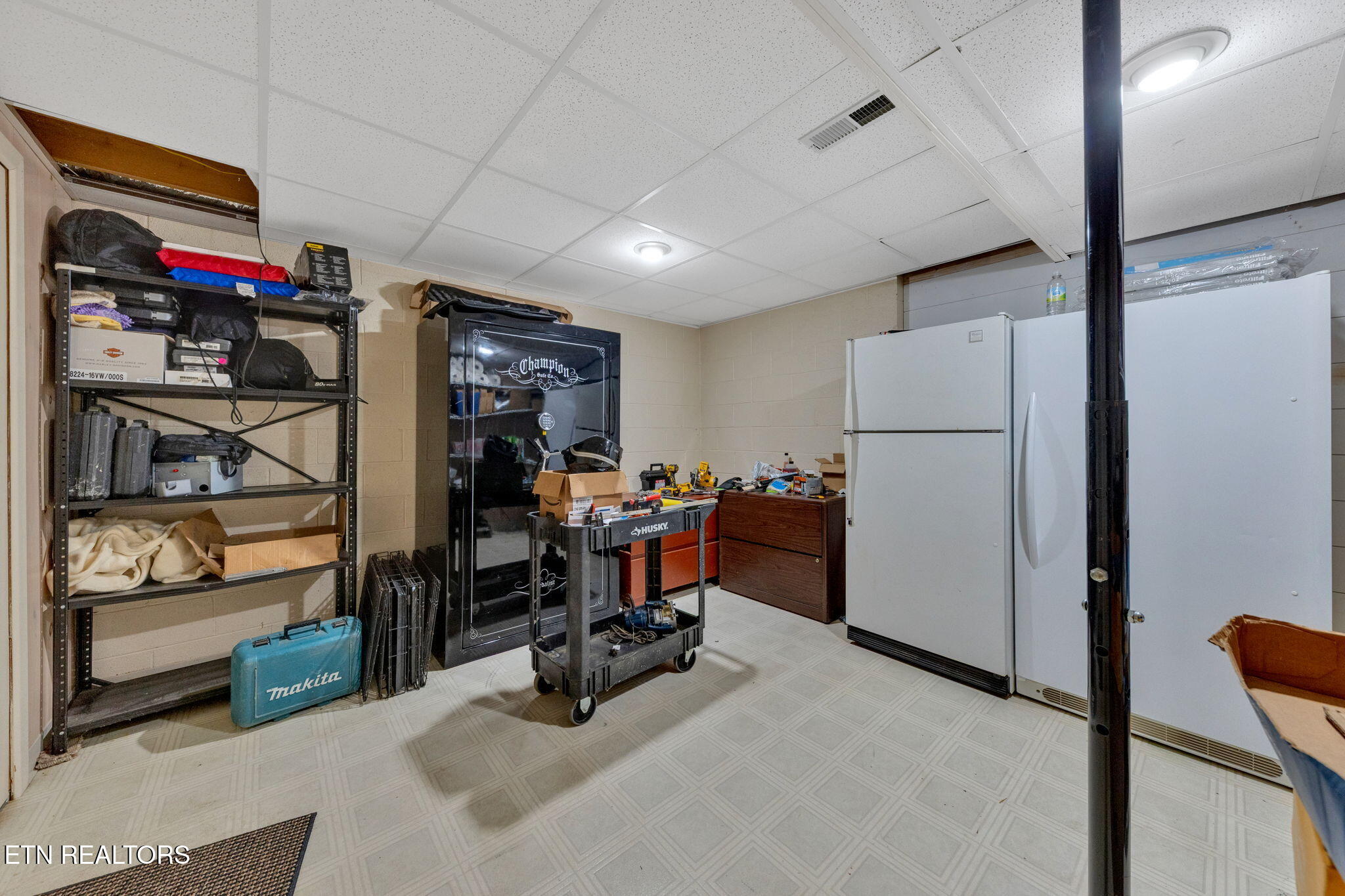 1301 Sourwood Way