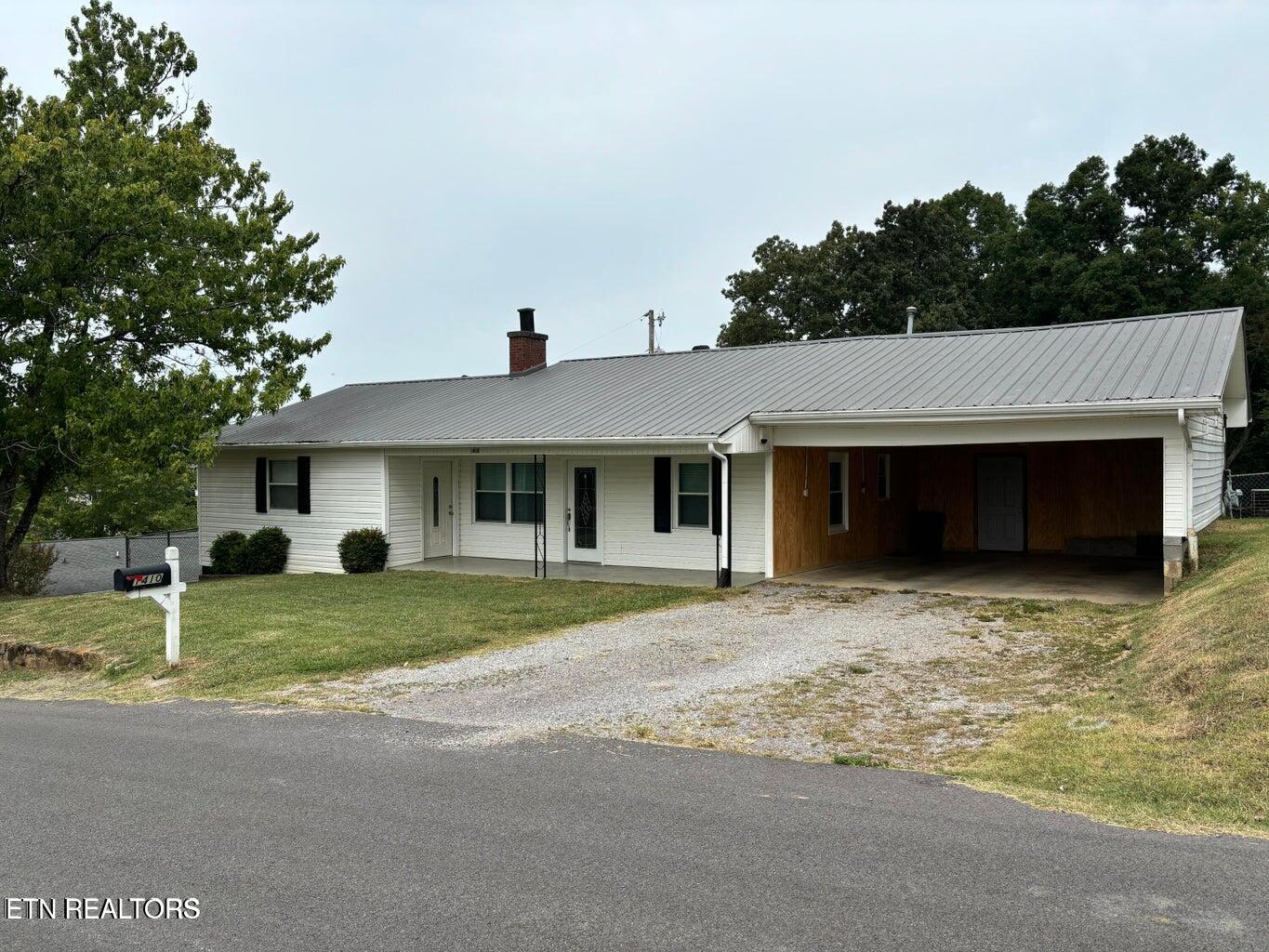 1410 Pine Ridge Rd