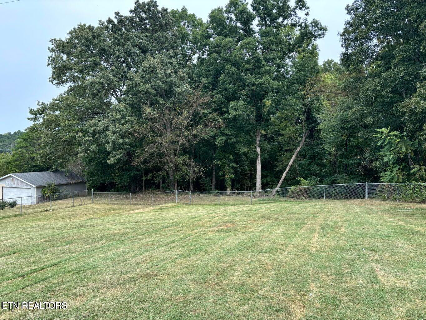 1410 Pine Ridge Rd