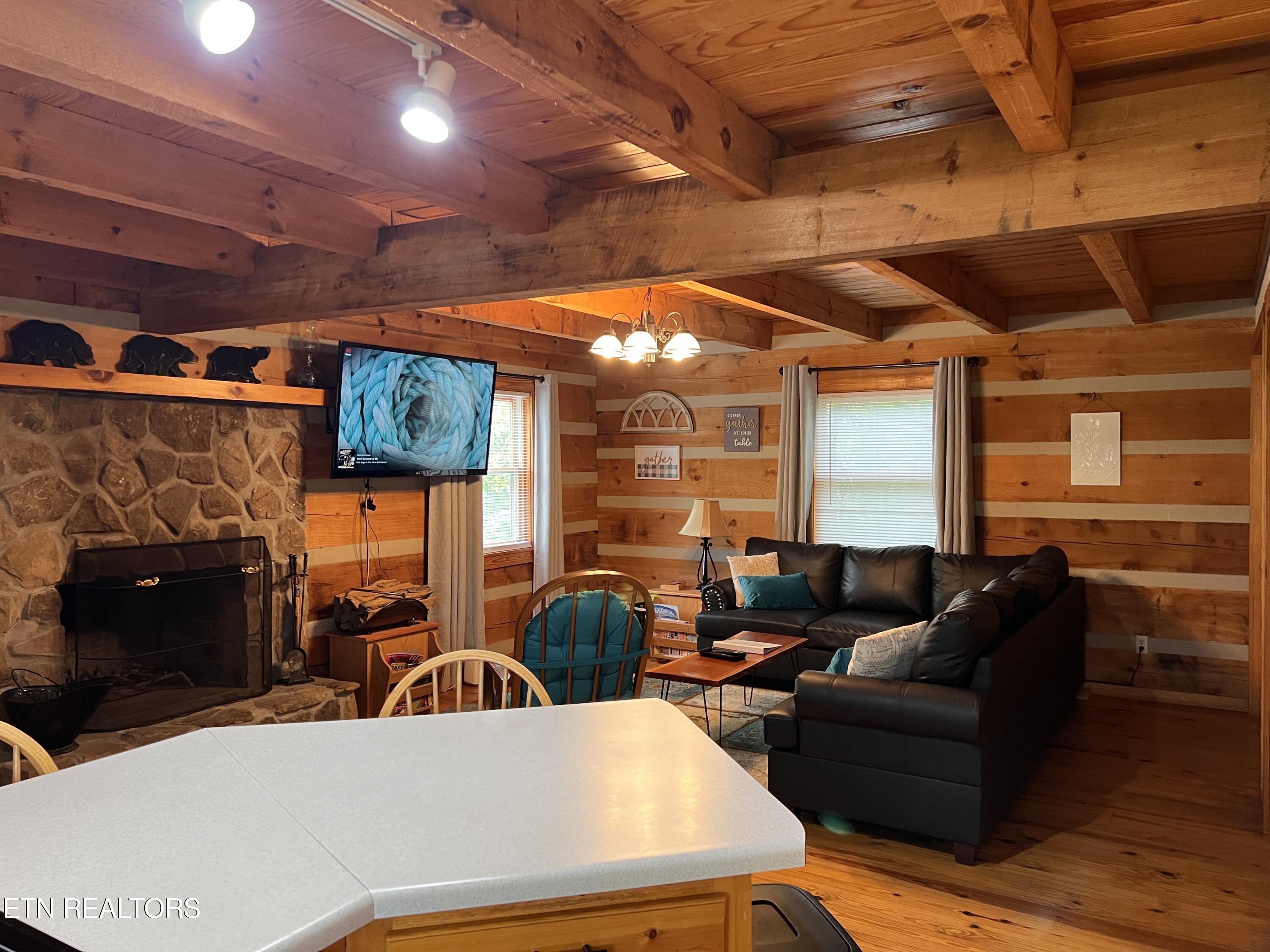 7116 E Lamar Alexander Pkwy