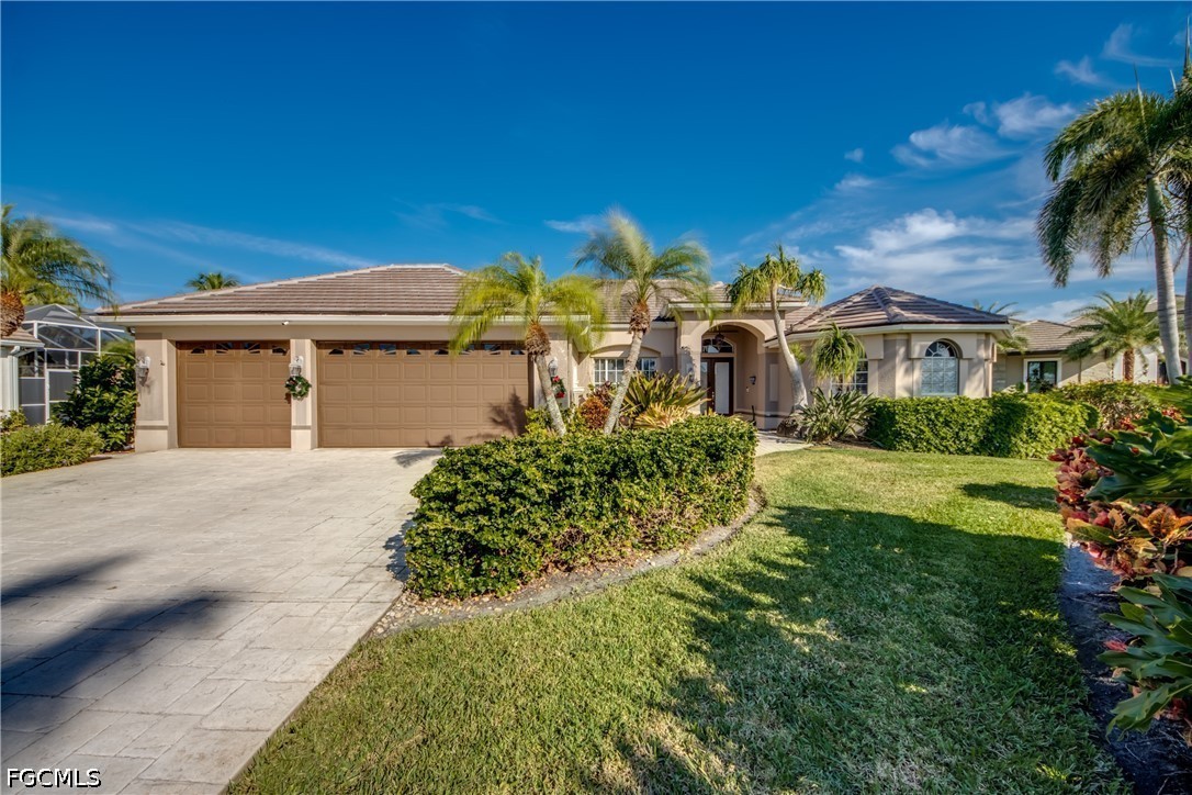 5605 Merlyn LN