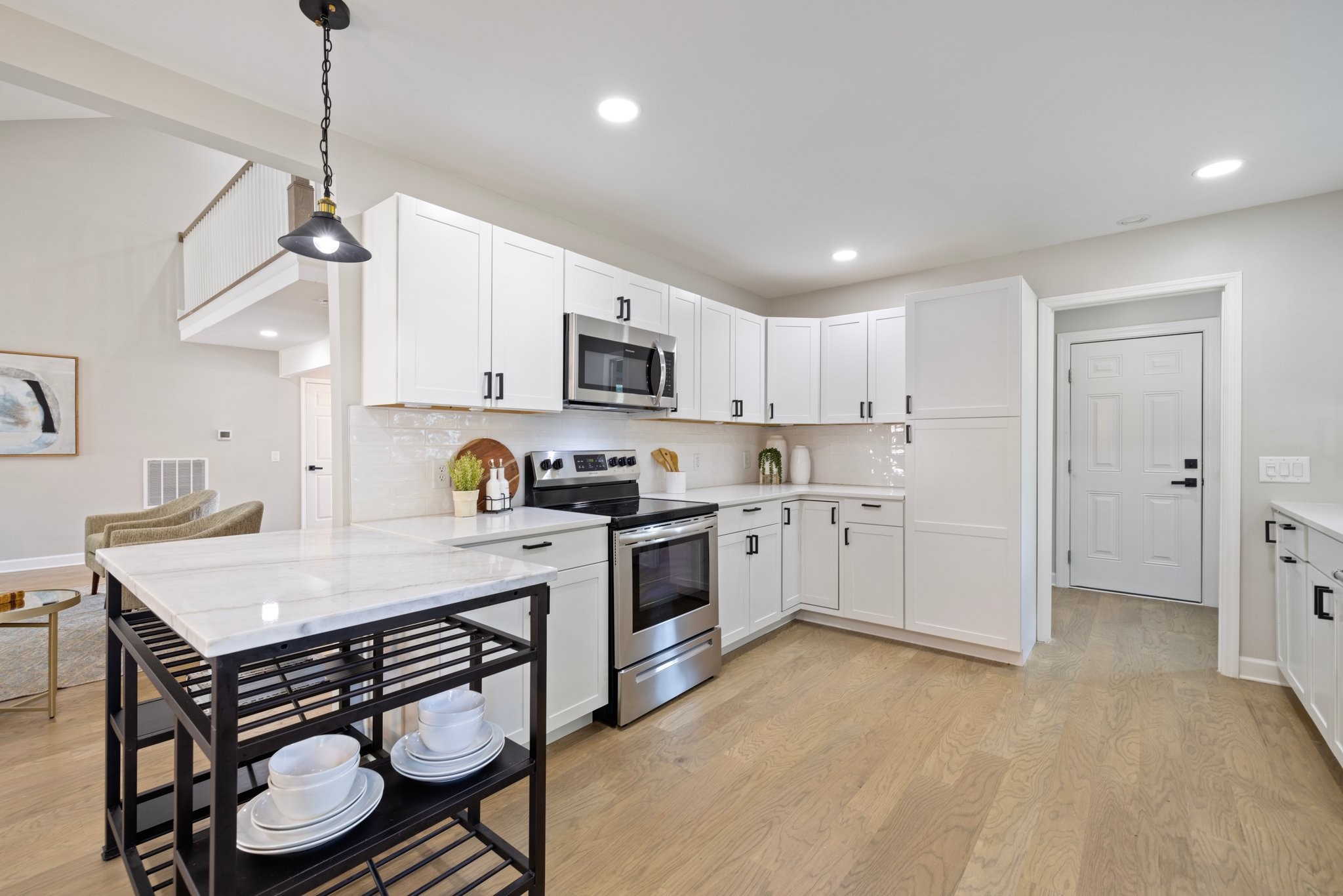 1605 Woodland Ct