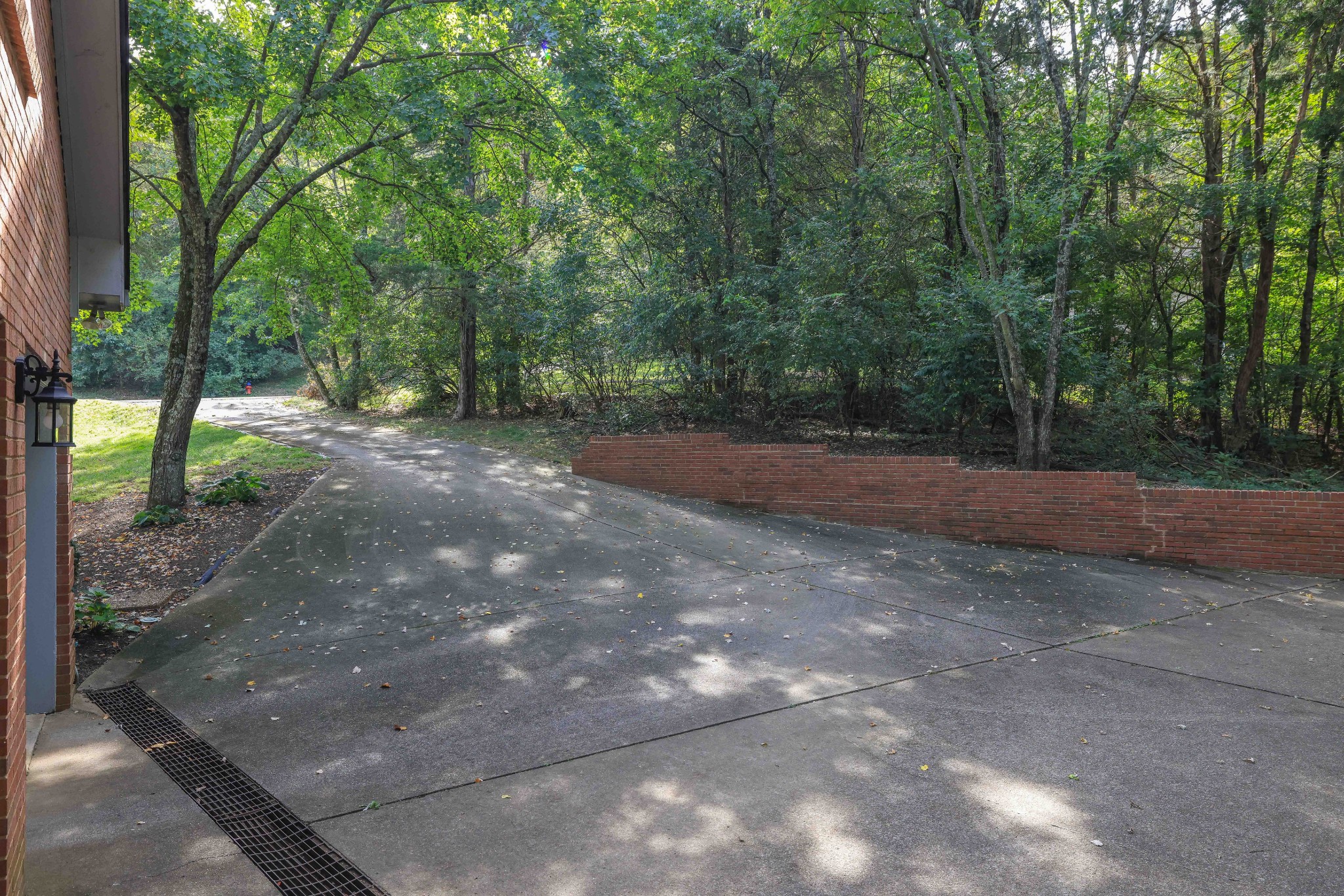 7017 Ellendale Dr
