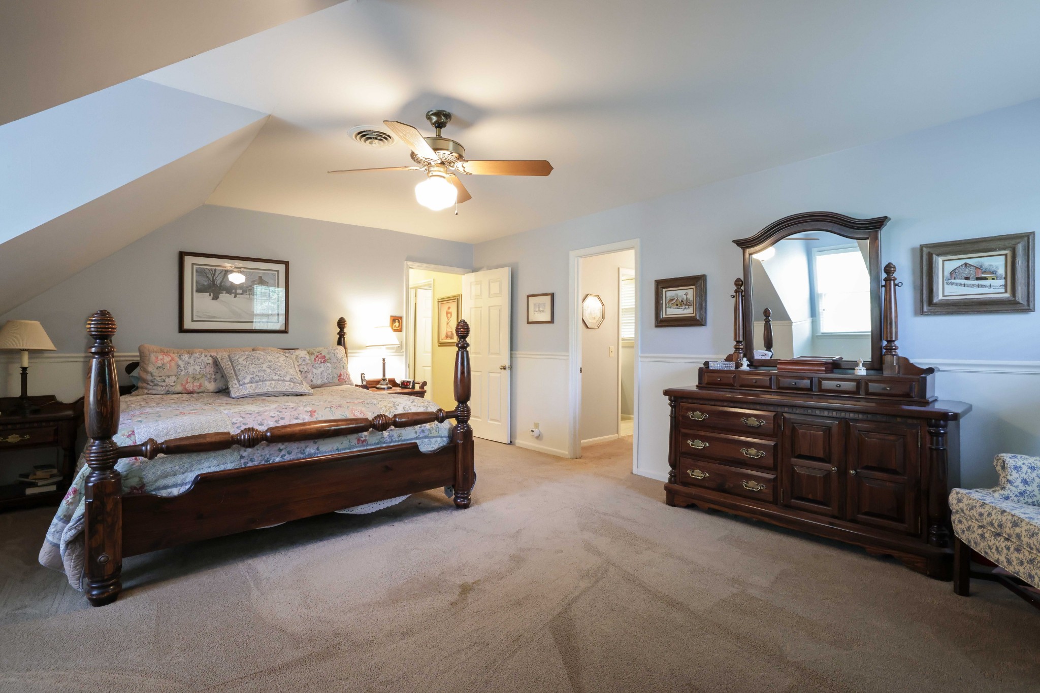 7017 Ellendale Dr
