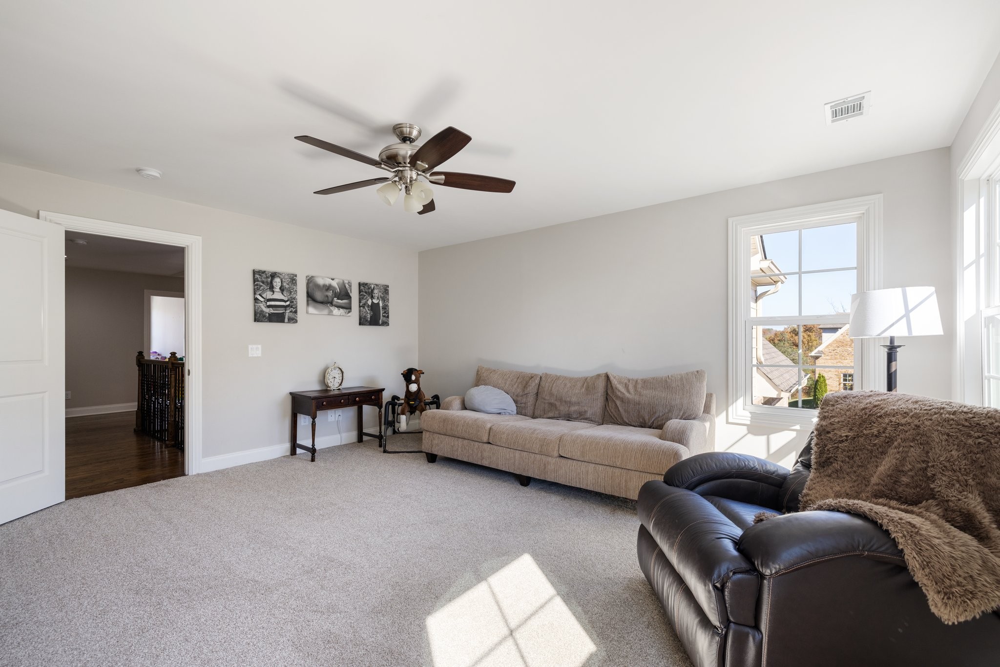 704 Calmore Ct