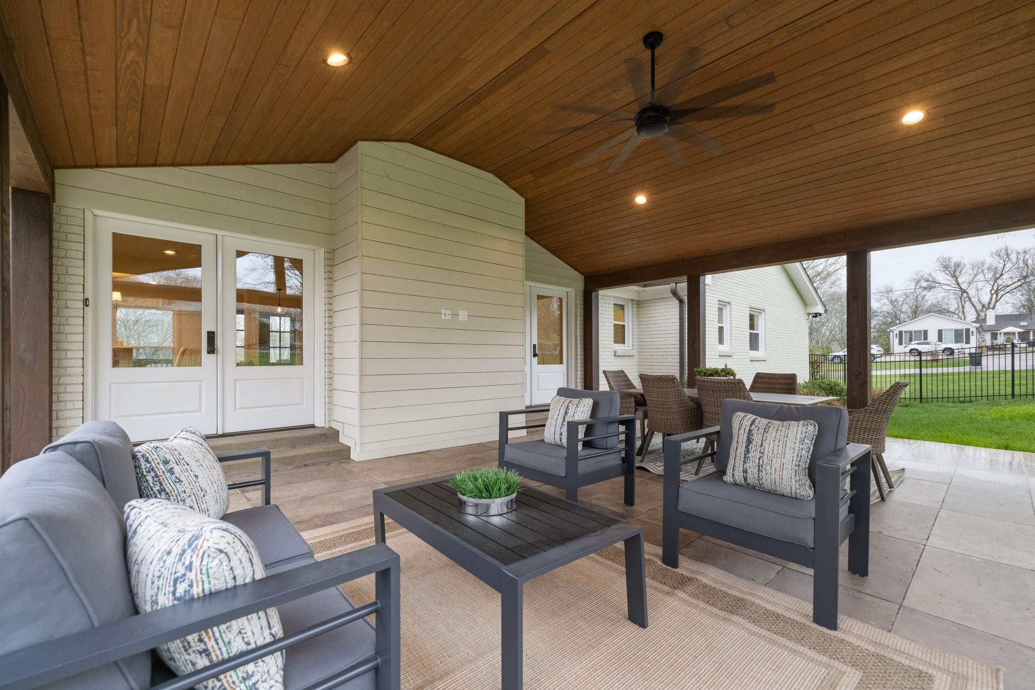 1505 Covington Dr