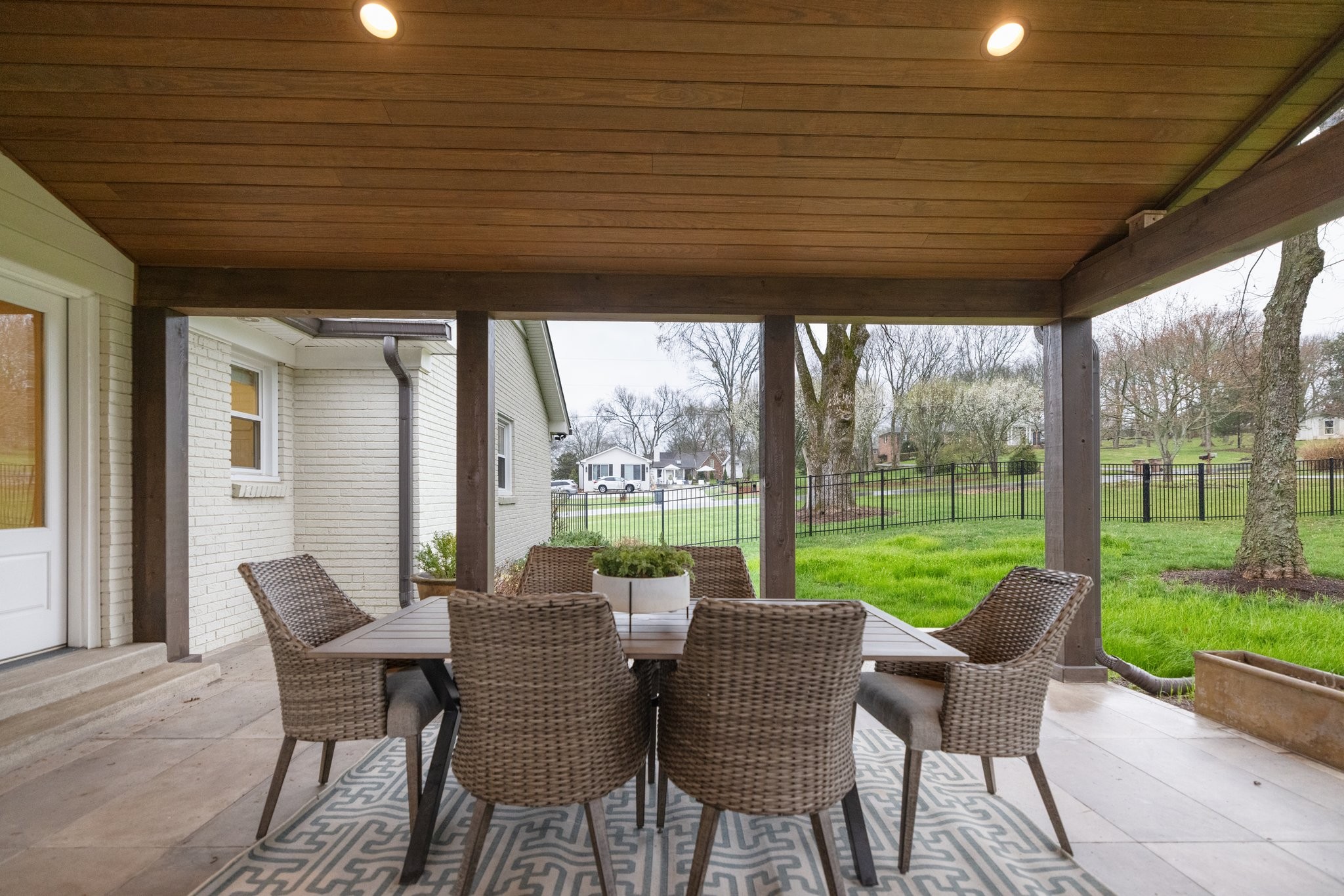 1505 Covington Dr