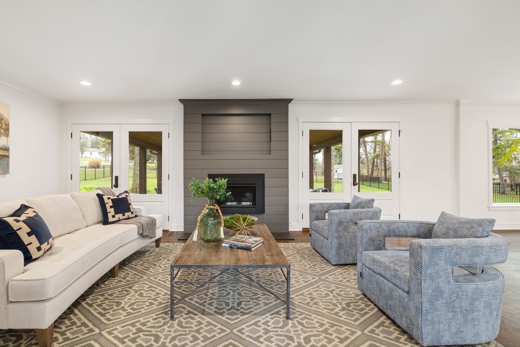 1505 Covington Dr
