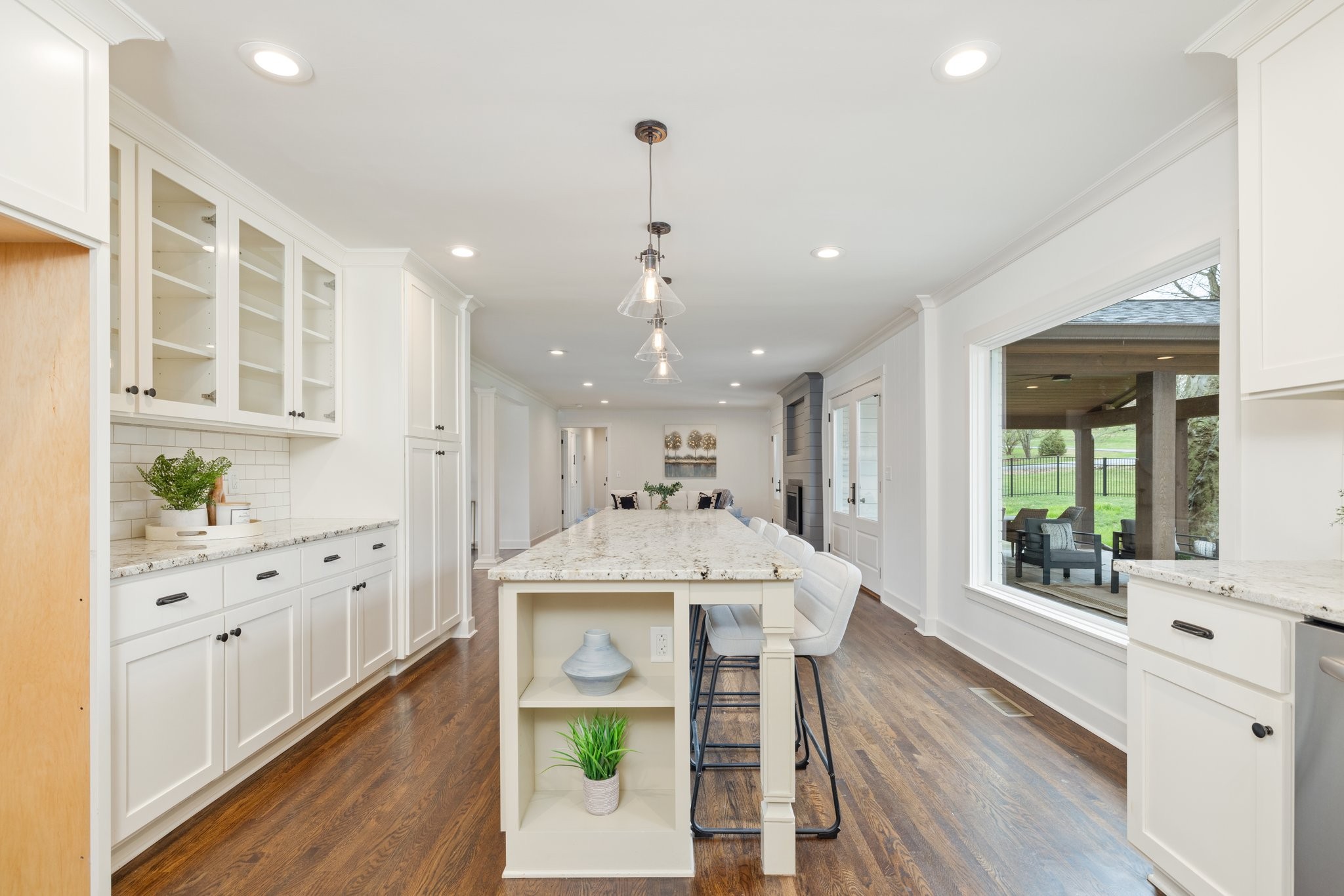 1505 Covington Dr
