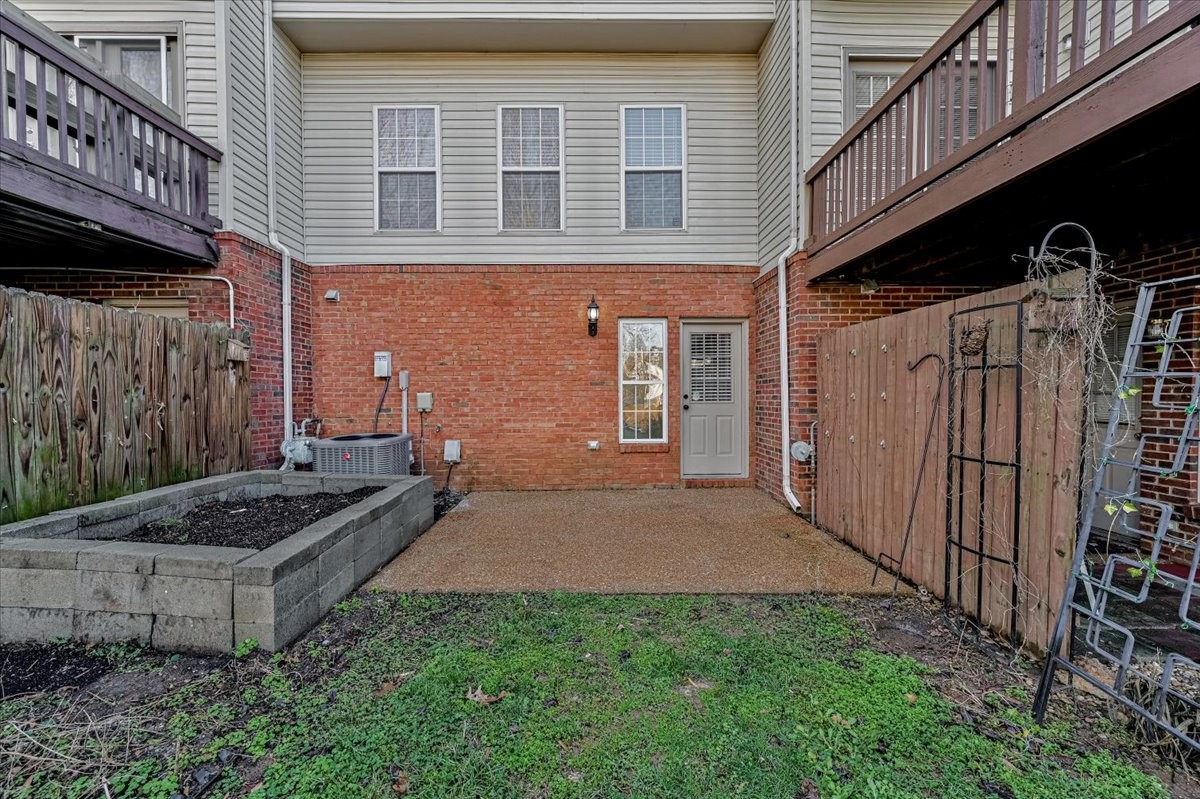 643 Huffine Manor Cir