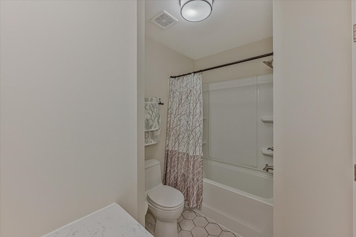 643 Huffine Manor Cir