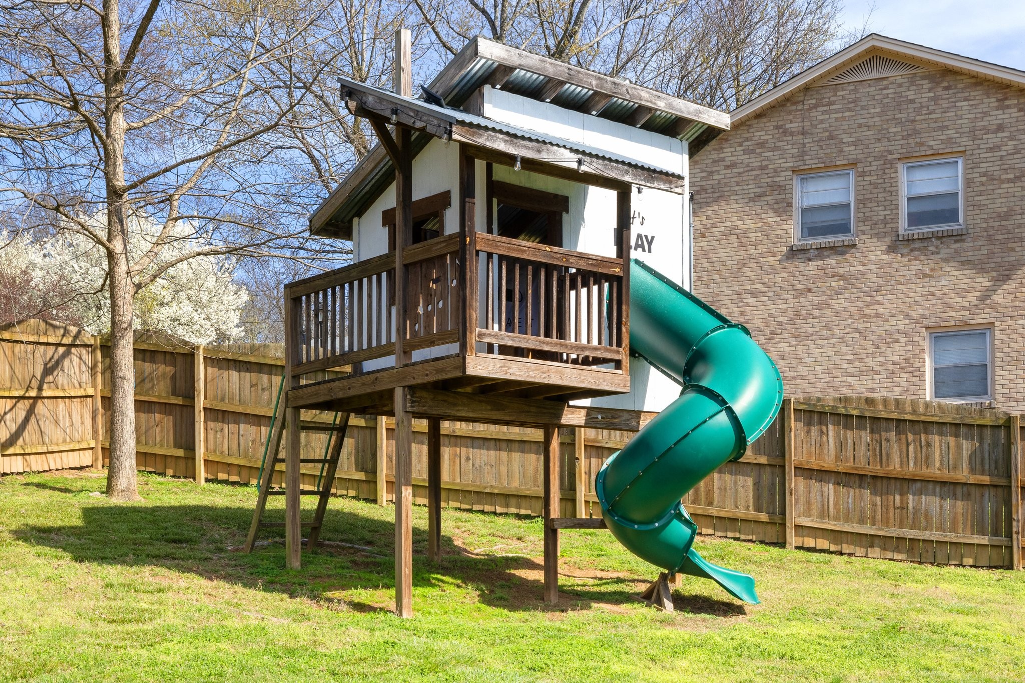 5172 Ashley Dr