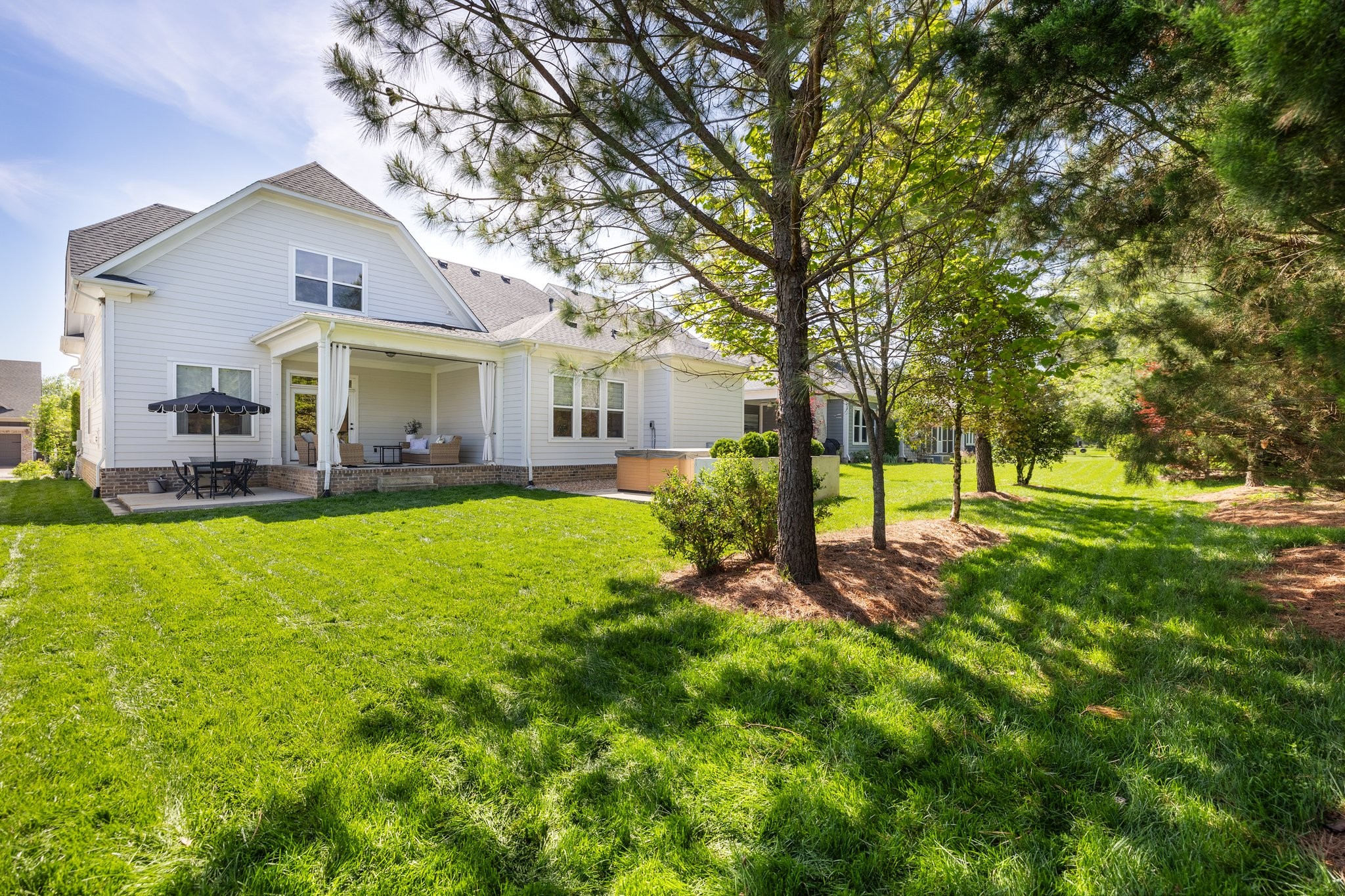 3042 Blossom Trail Ln