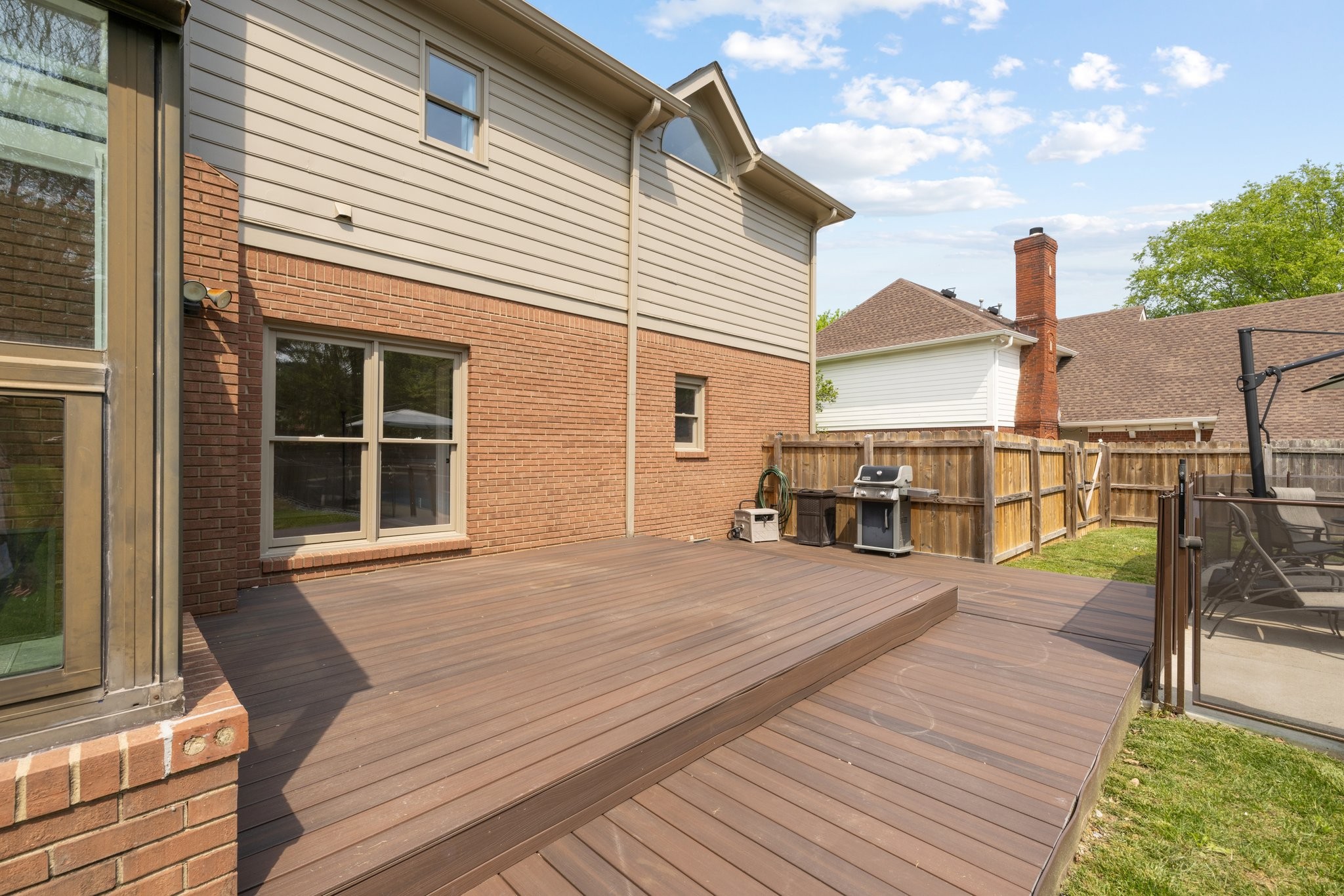 524 Ridgestone Dr