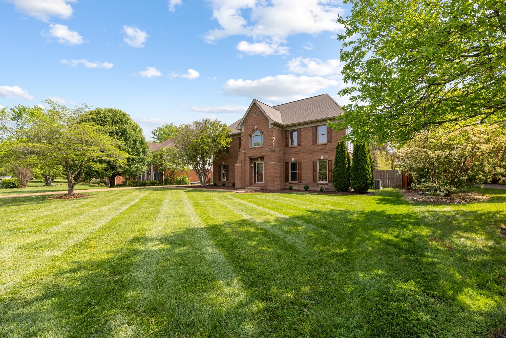 524 Ridgestone Dr