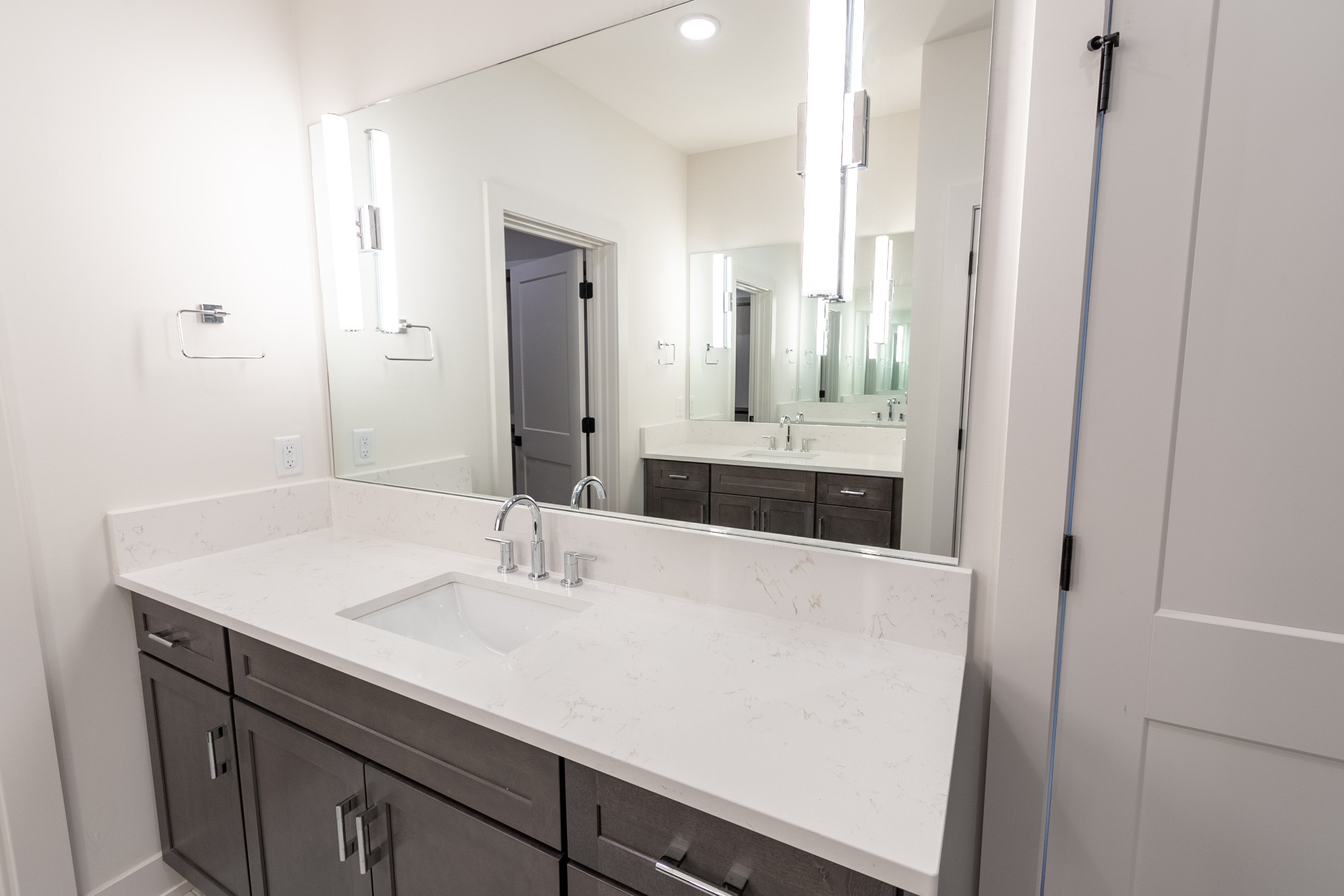 4008 Penfield Drive Unit B