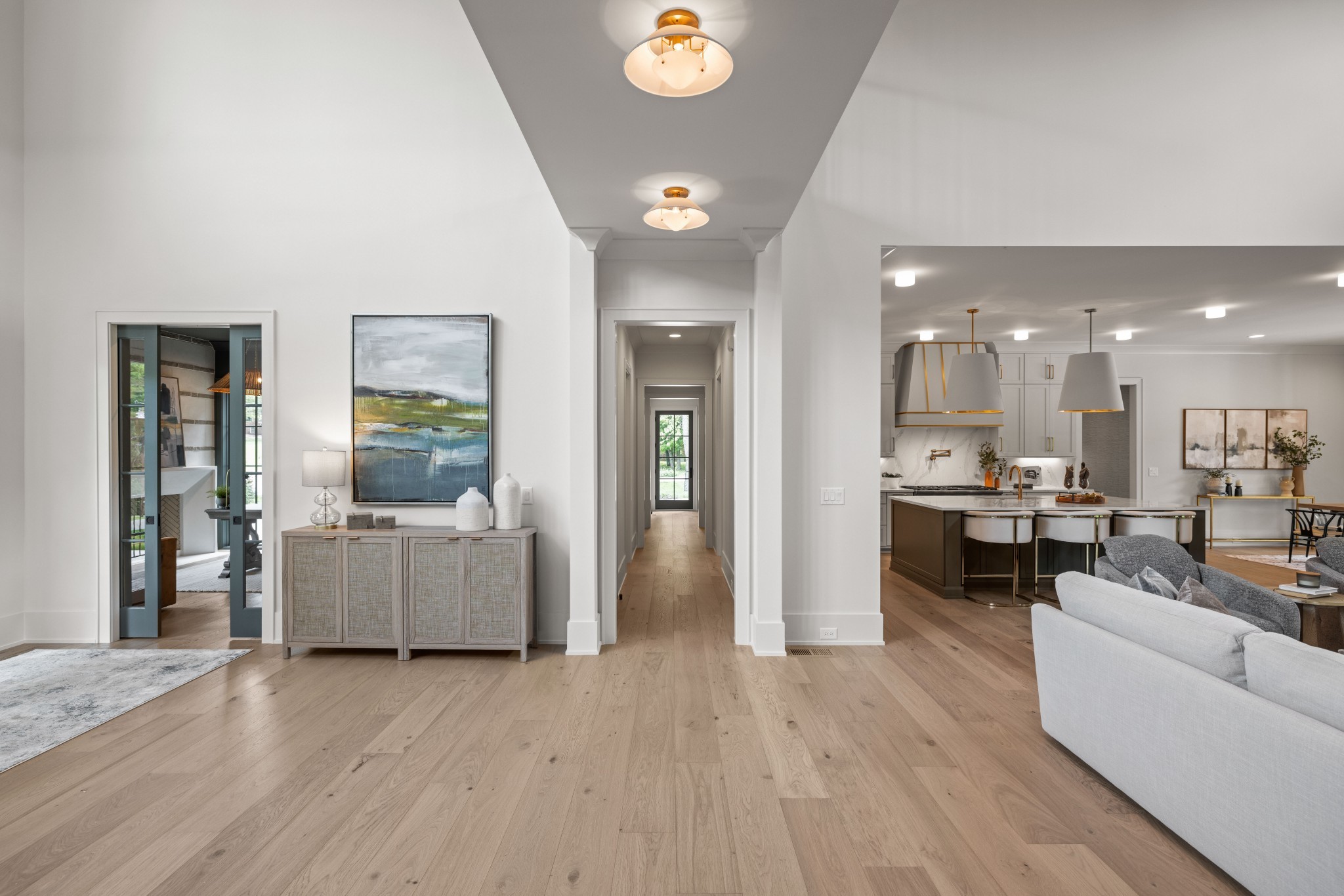 8011 Vaden Dr