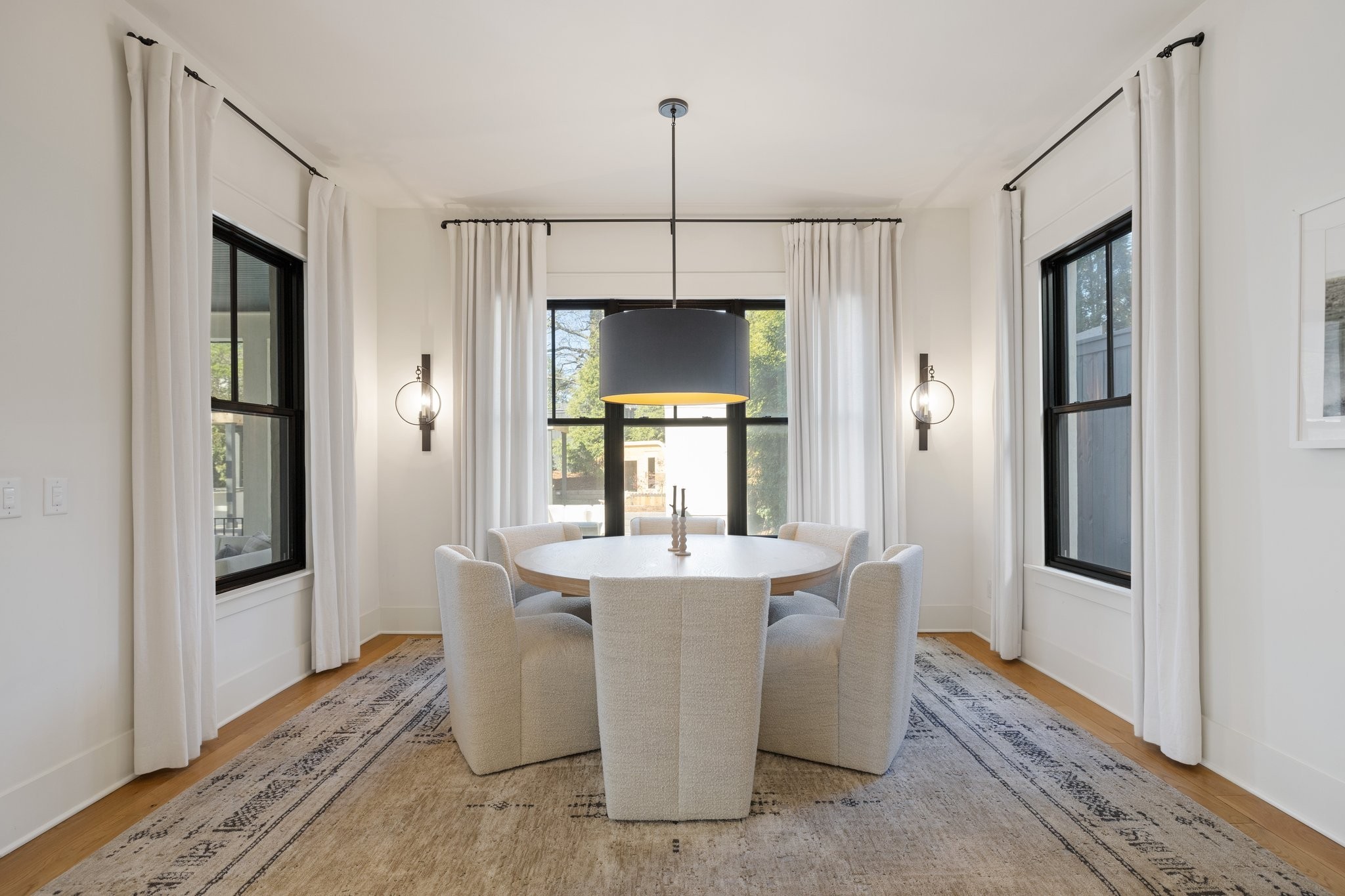 4119 Albert Dr