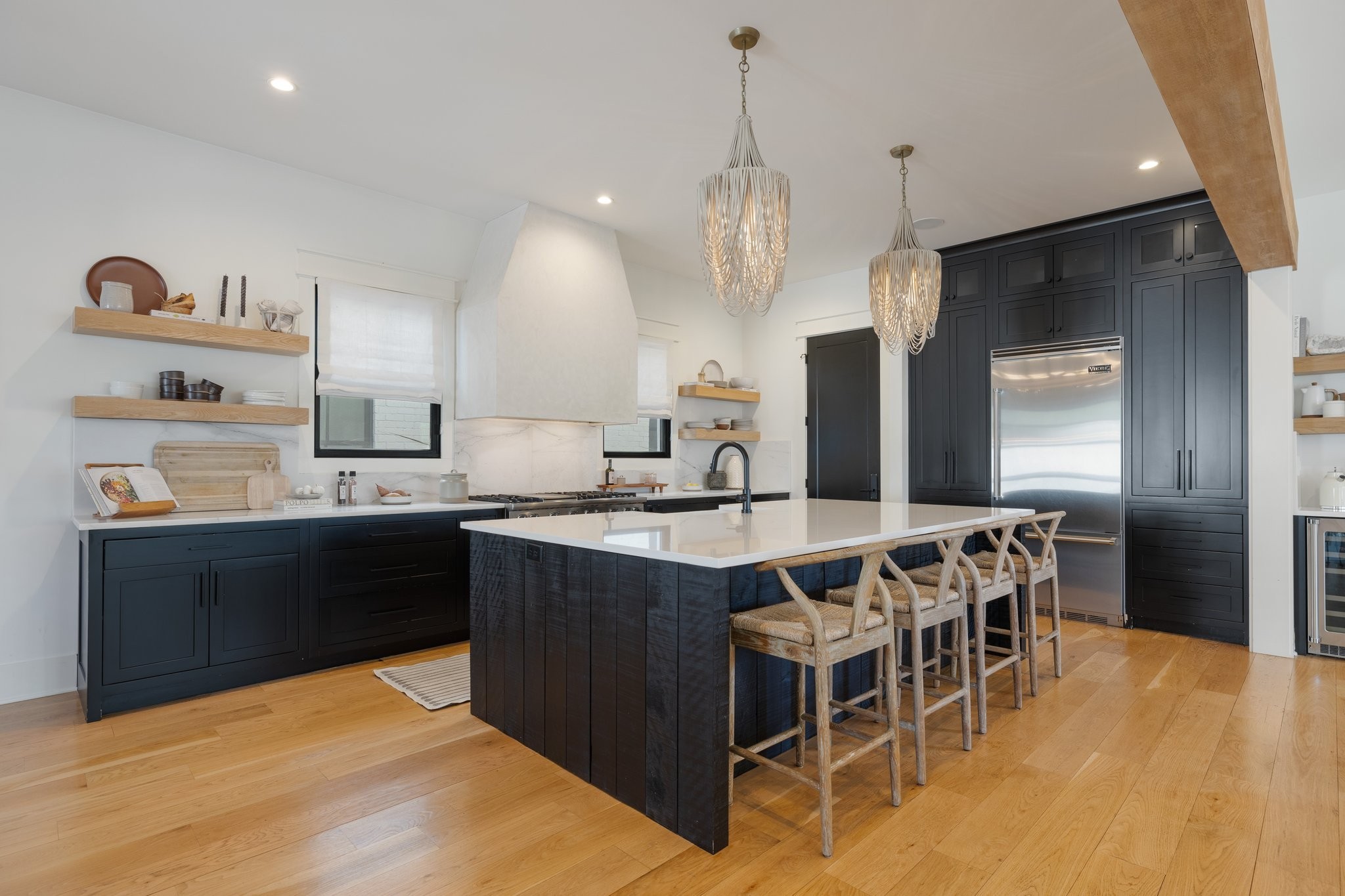 4119 Albert Dr