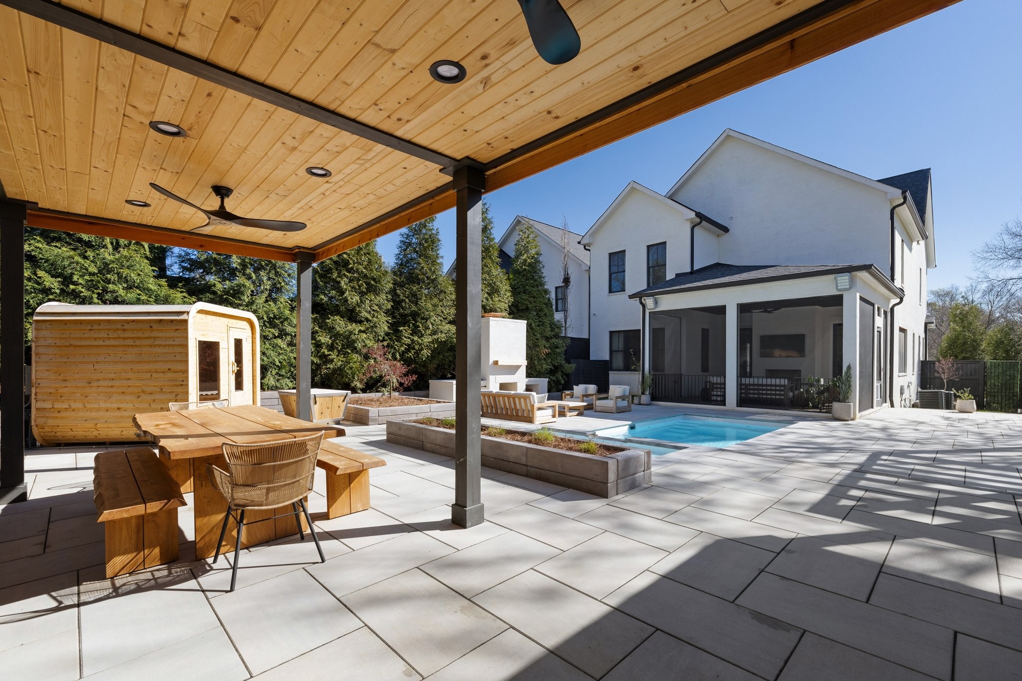 4119 Albert Dr