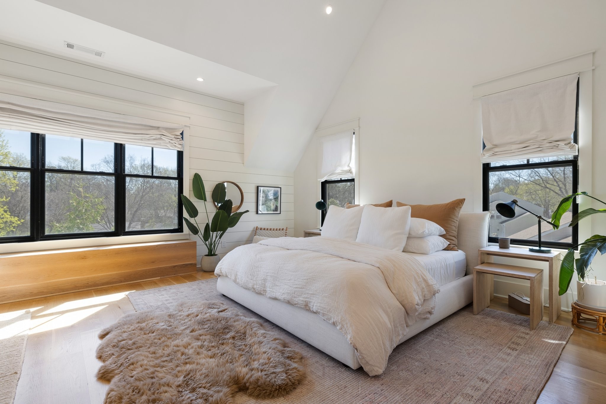 4119 Albert Dr