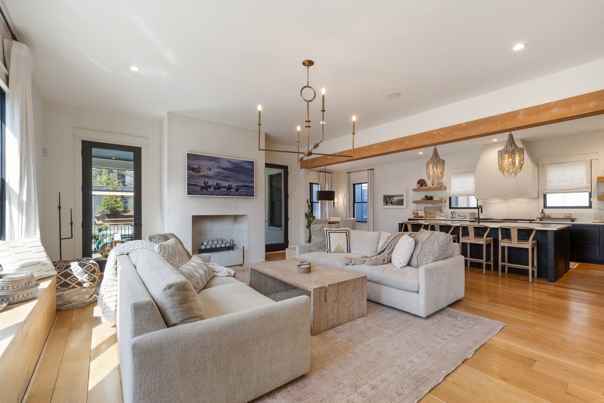 4119 Albert Dr