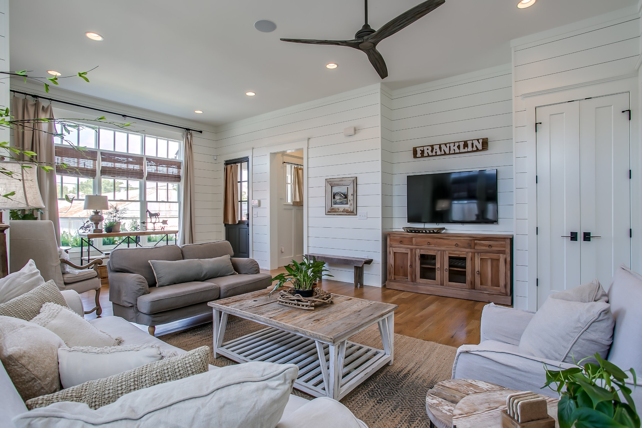 225 & 231 Cummins St