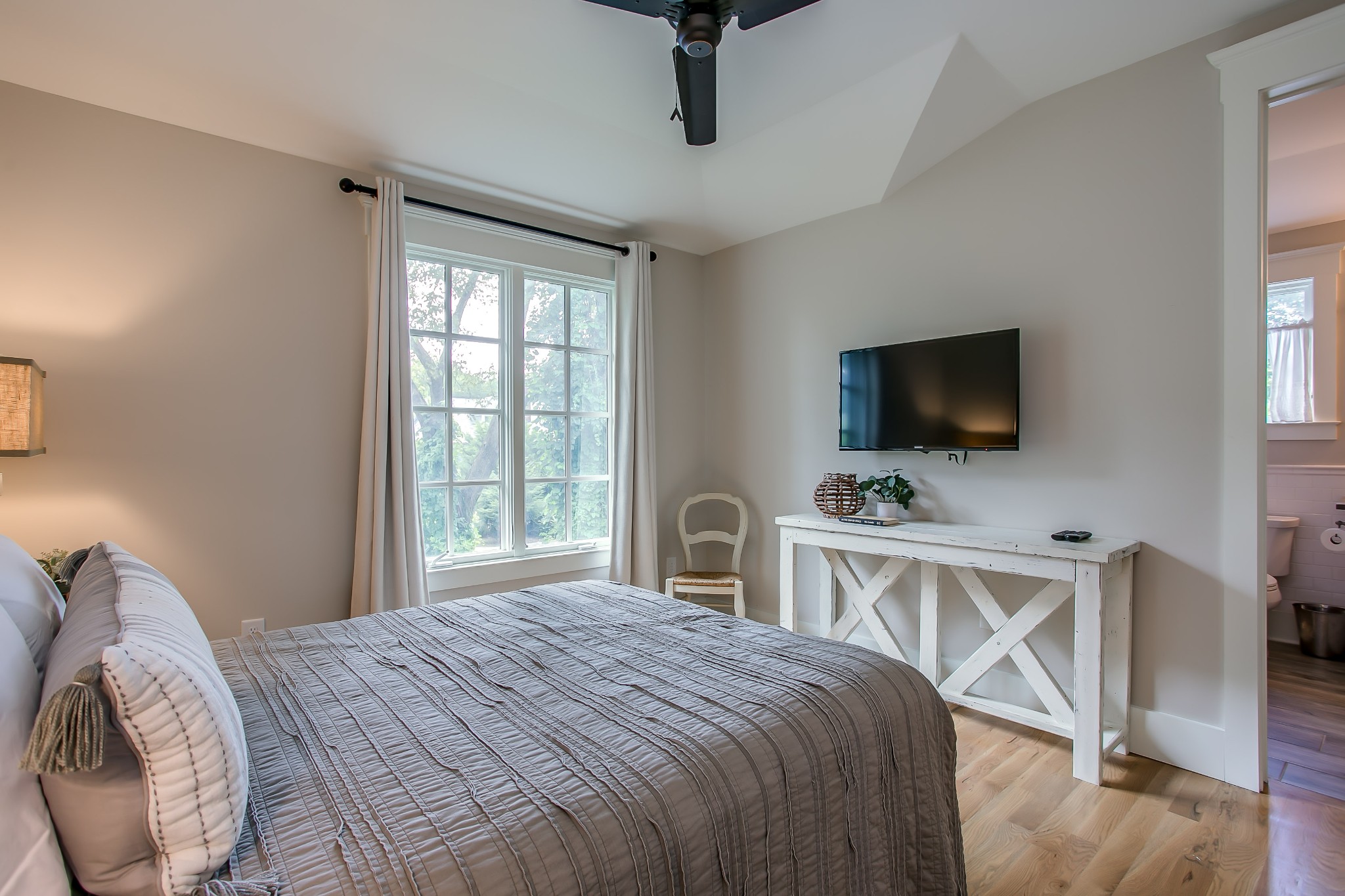 225 & 231 Cummins St