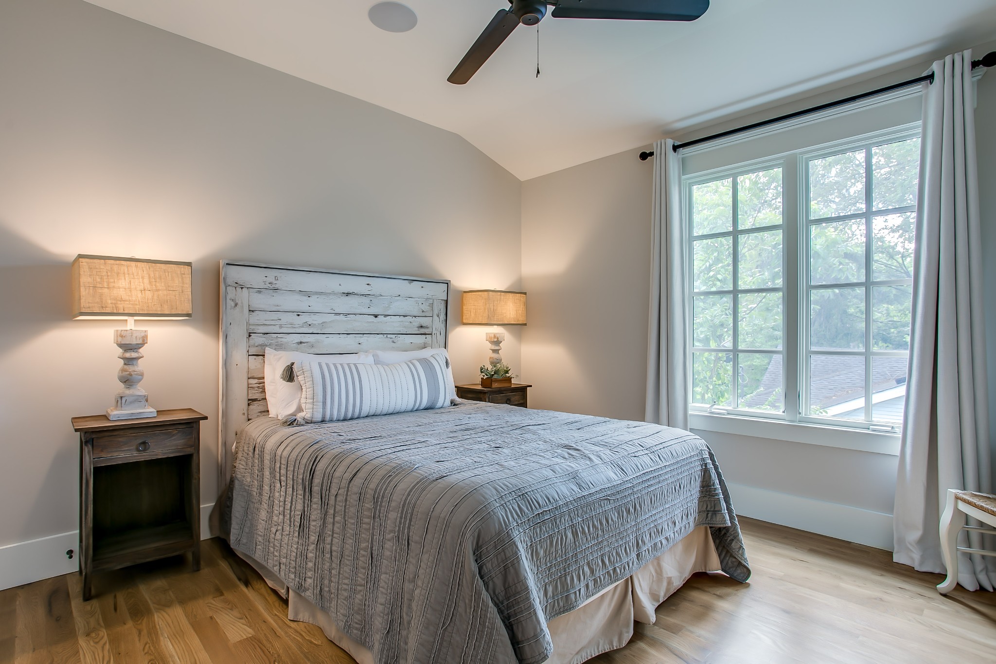 225 & 231 Cummins St