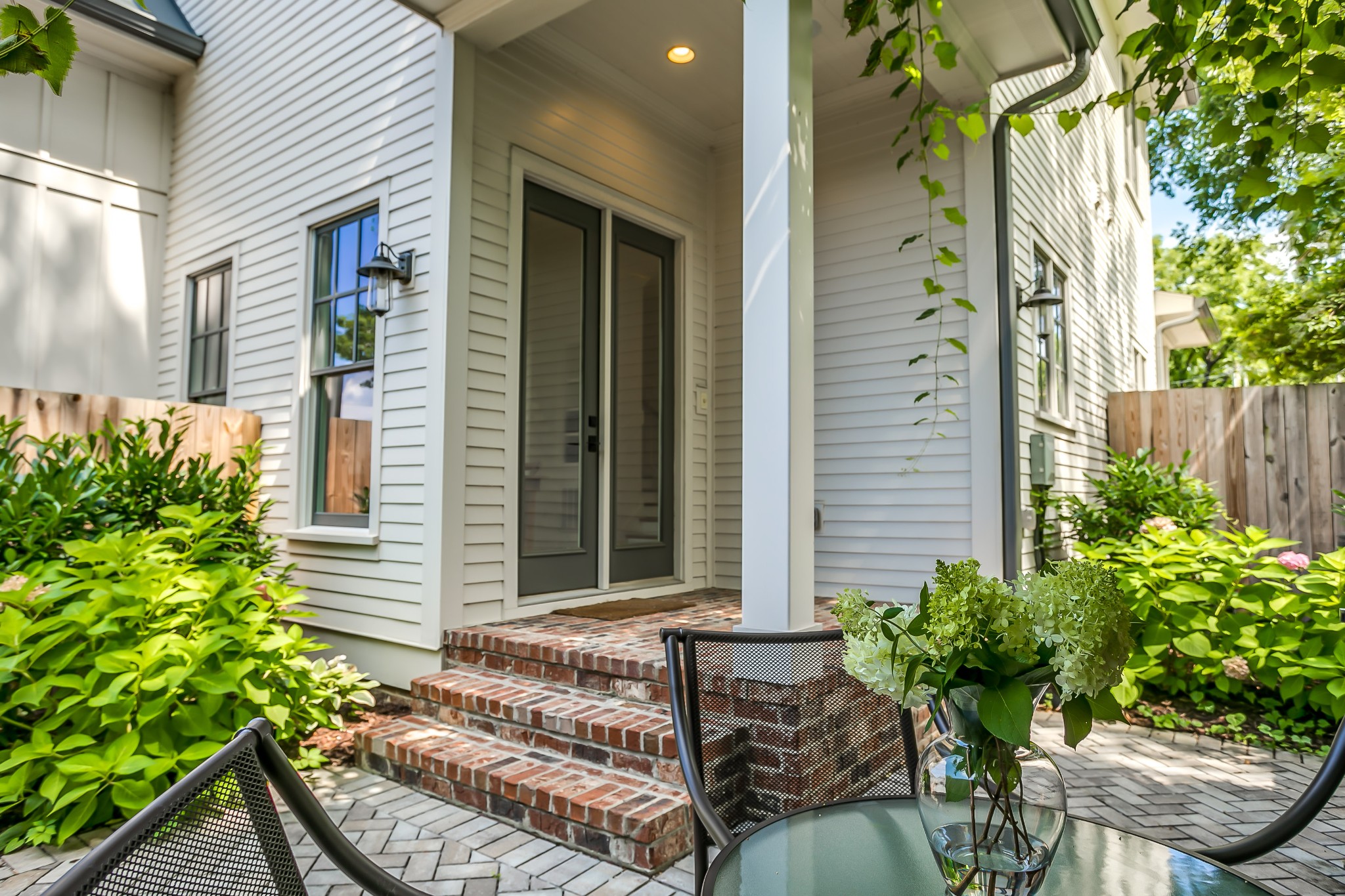 225 & 231 Cummins St