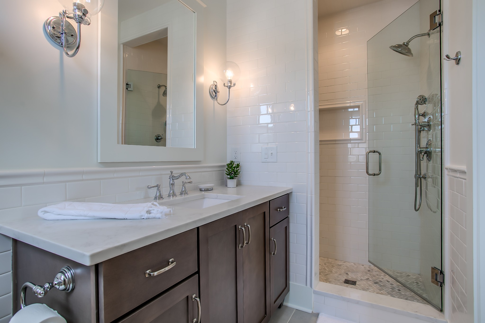 225 & 231 Cummins St