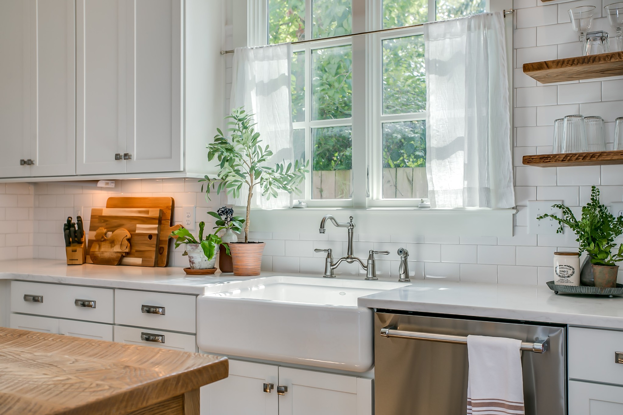 225 & 231 Cummins St