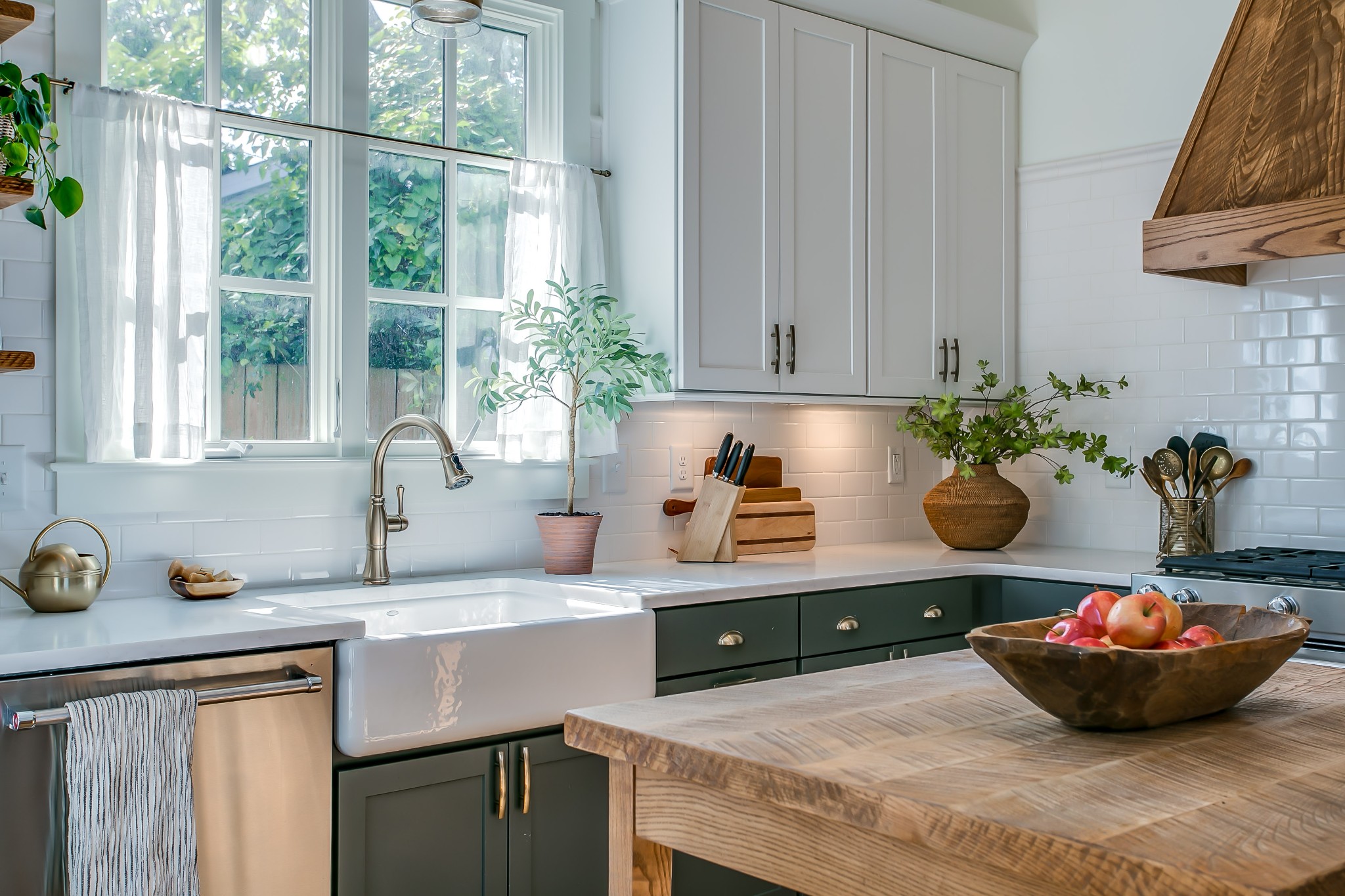 225 & 231 Cummins St