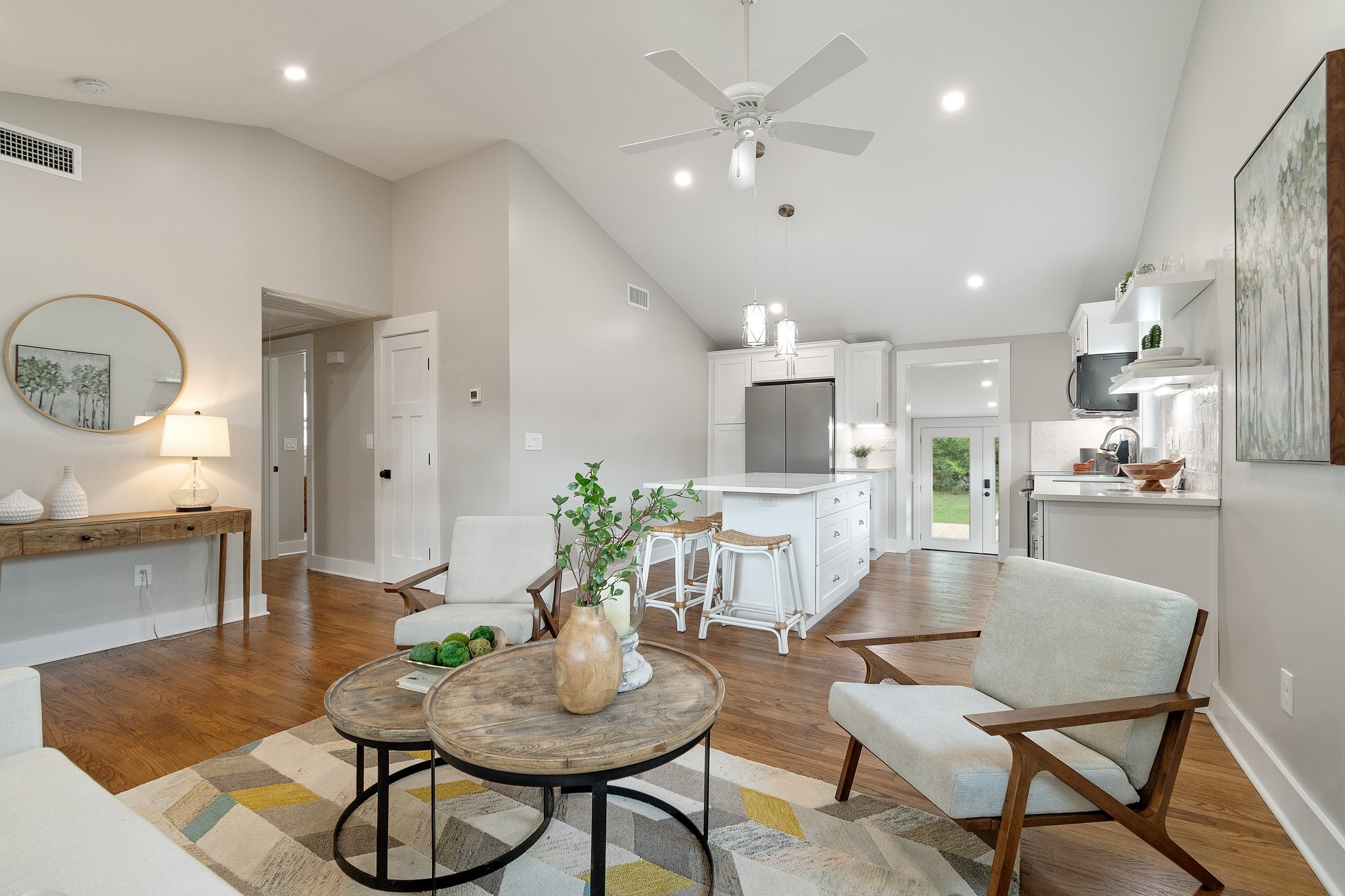 1305 Chickering Dr