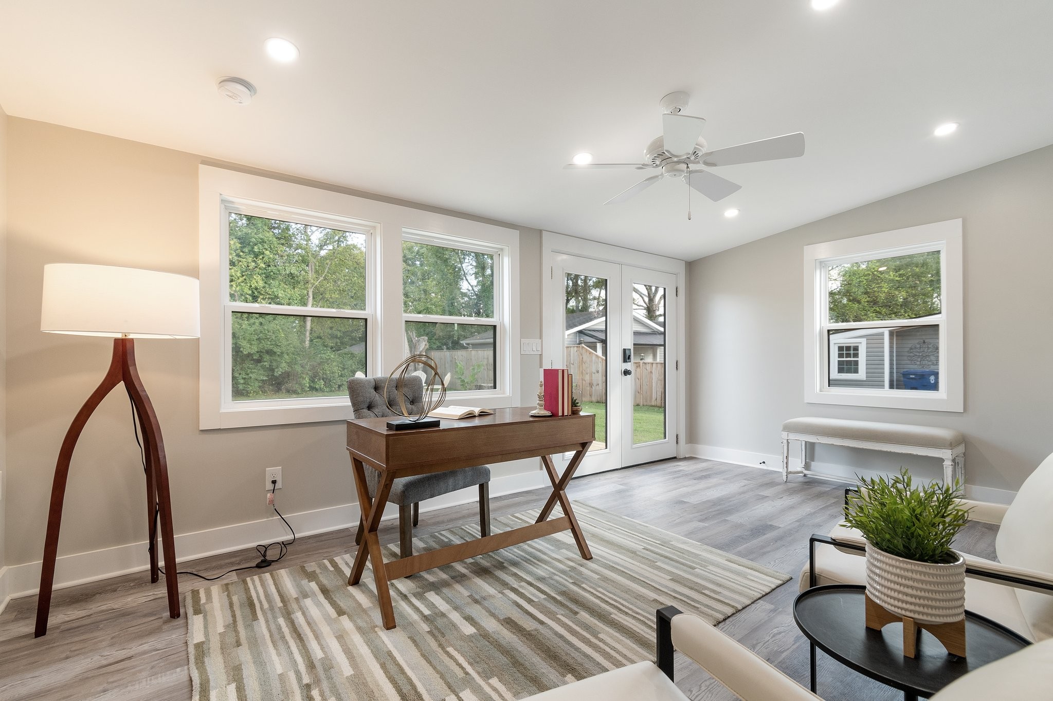 1305 Chickering Dr