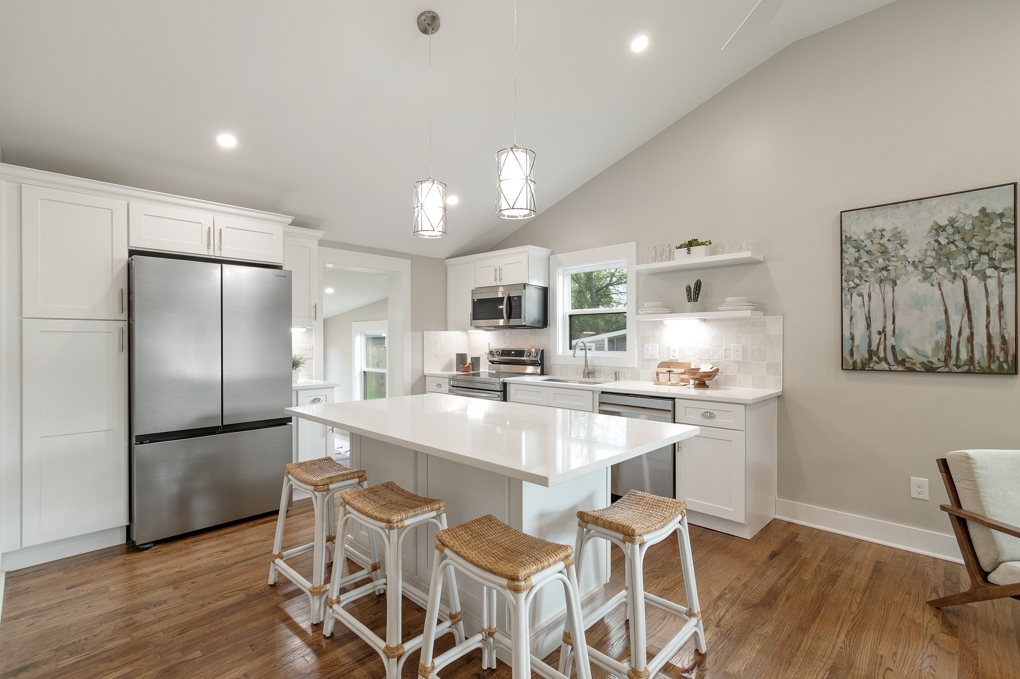 1305 Chickering Dr