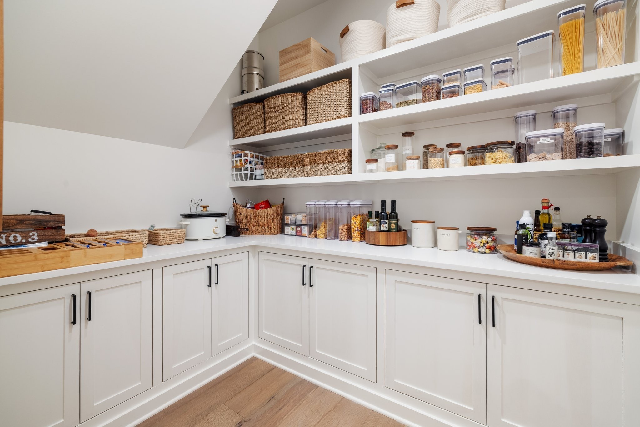 4676 Majestic Meadows Dr