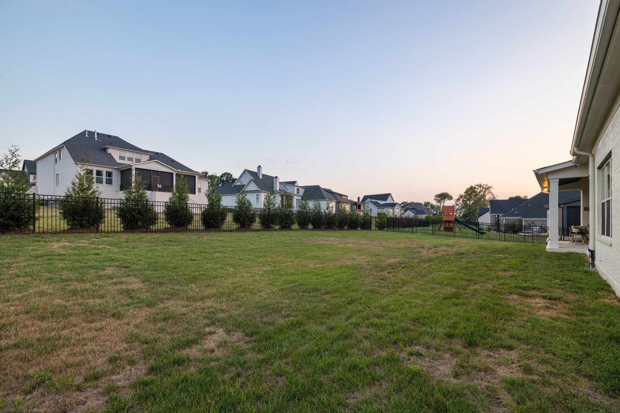 4676 Majestic Meadows Dr