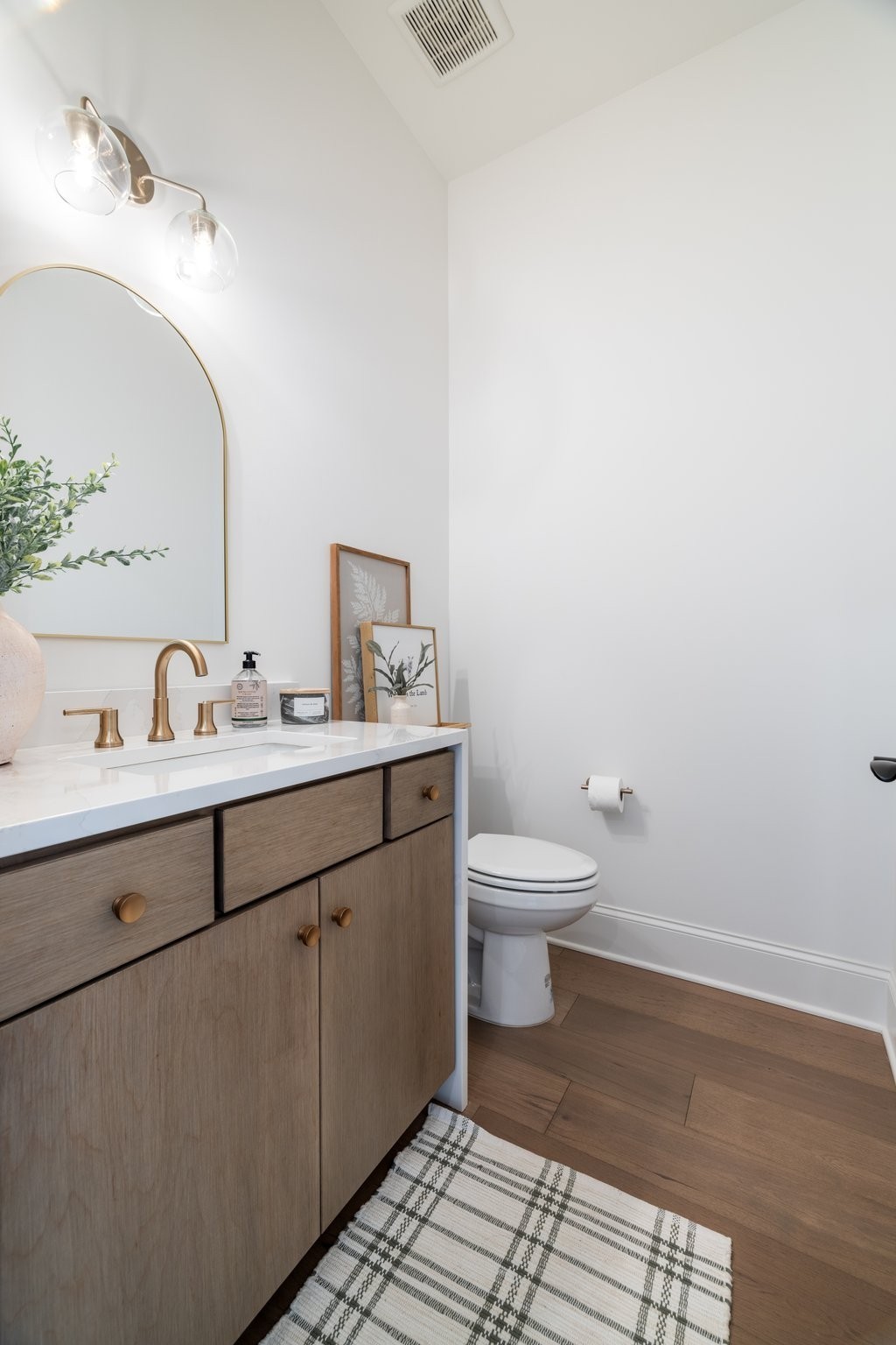 4676 Majestic Meadows Dr