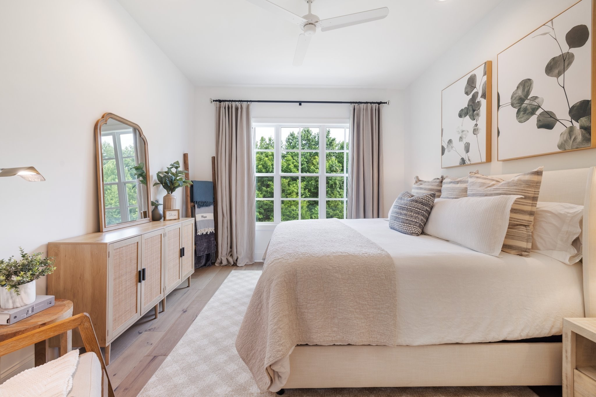 4676 Majestic Meadows Dr