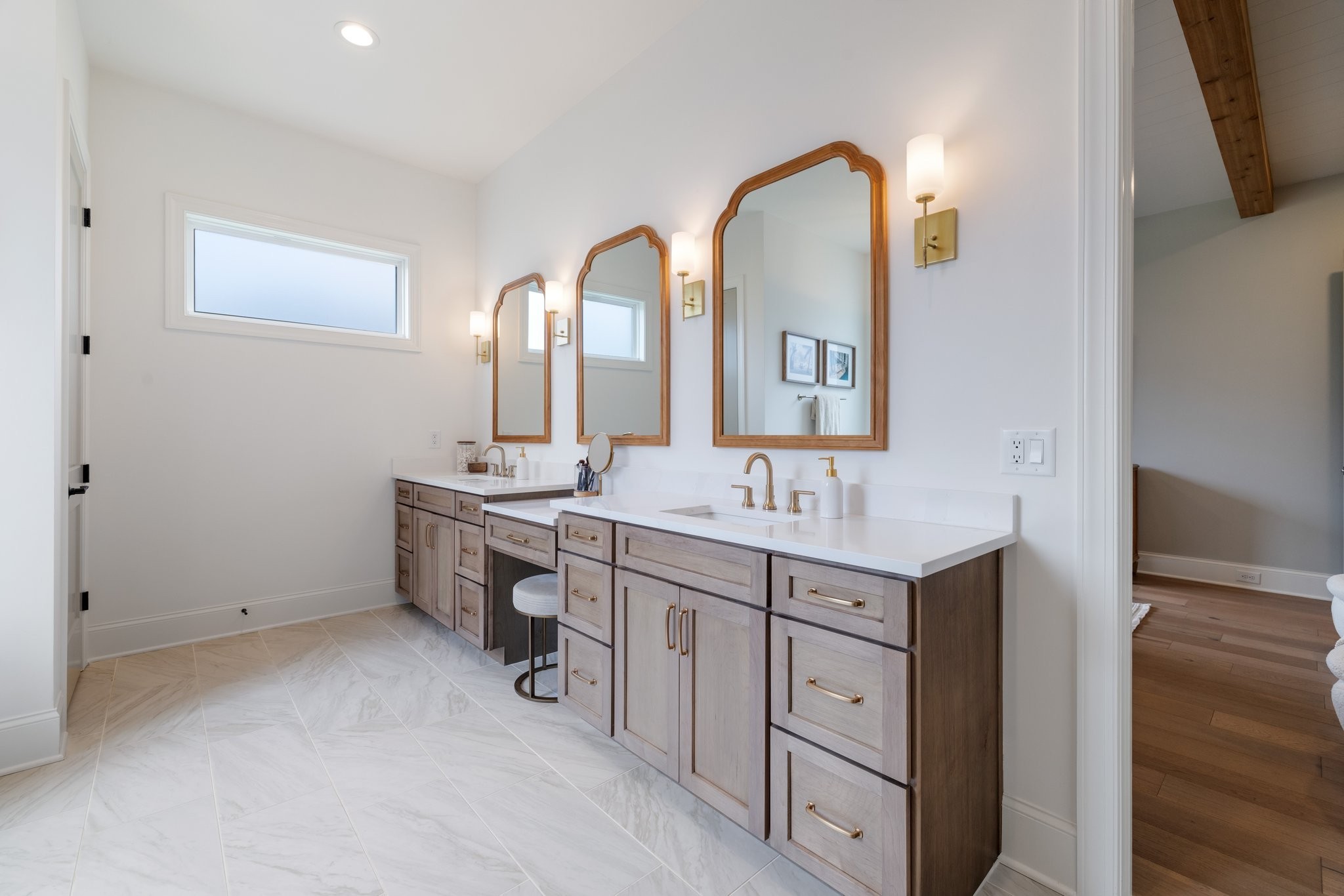 4676 Majestic Meadows Dr