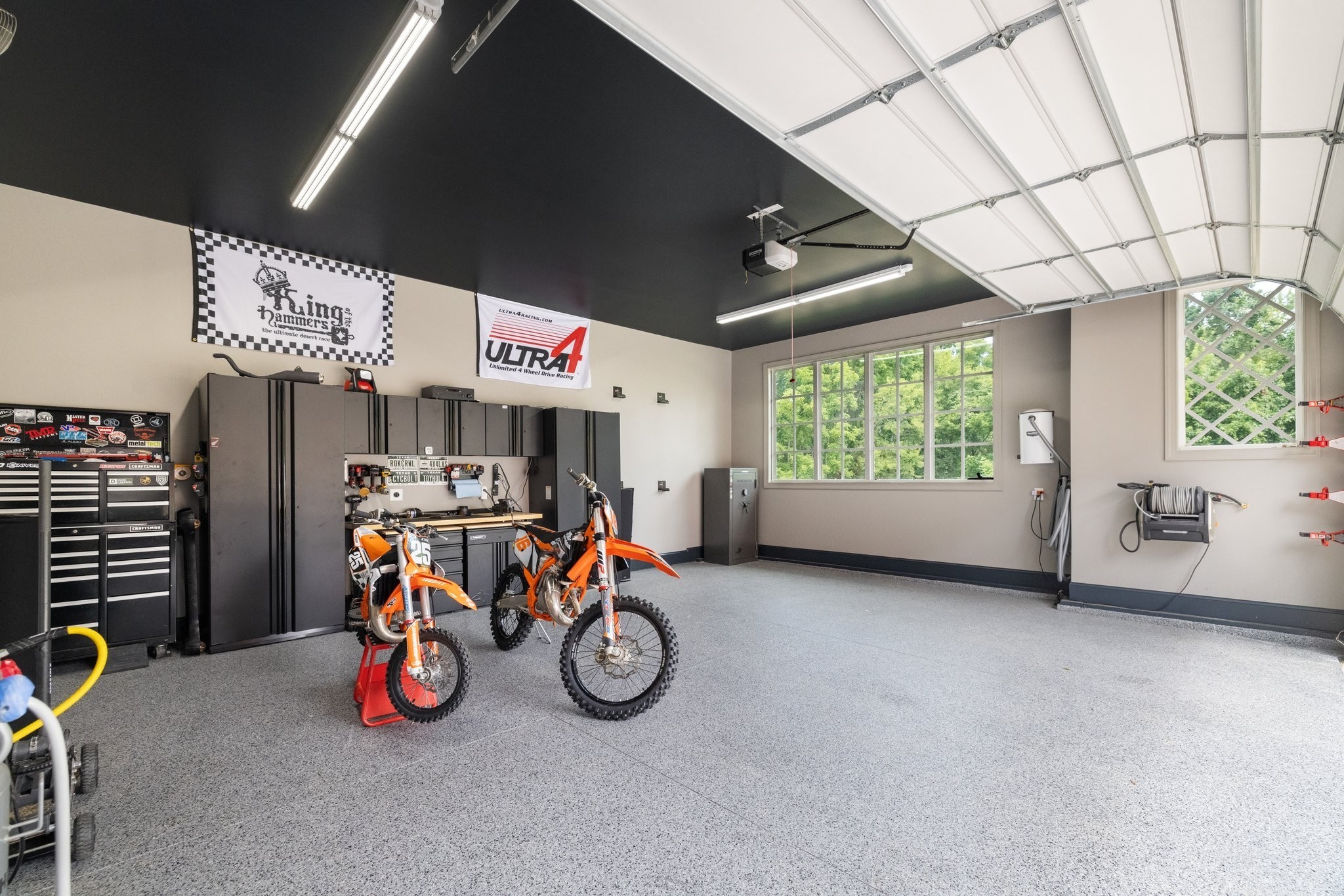 4676 Majestic Meadows Dr