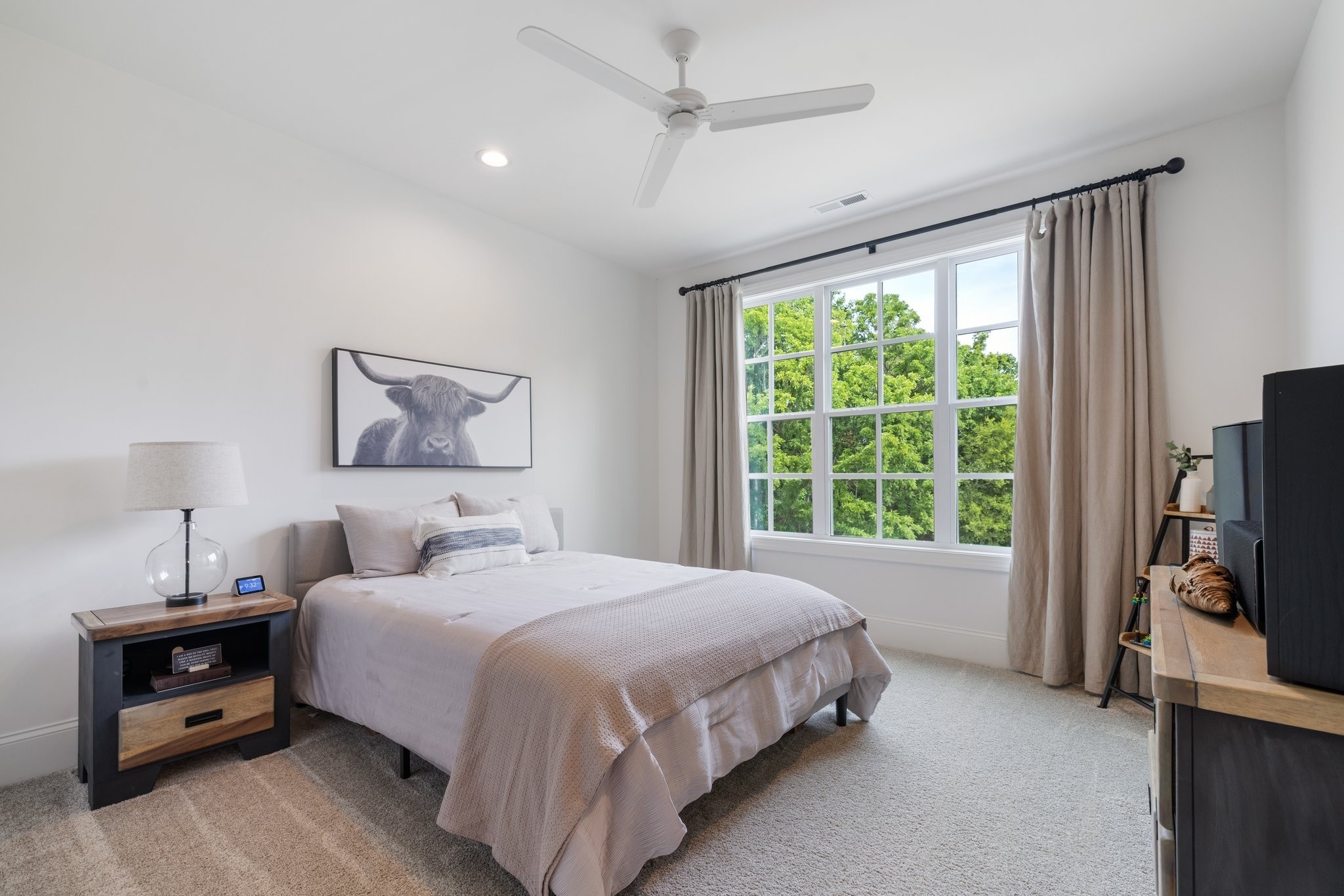 4676 Majestic Meadows Dr