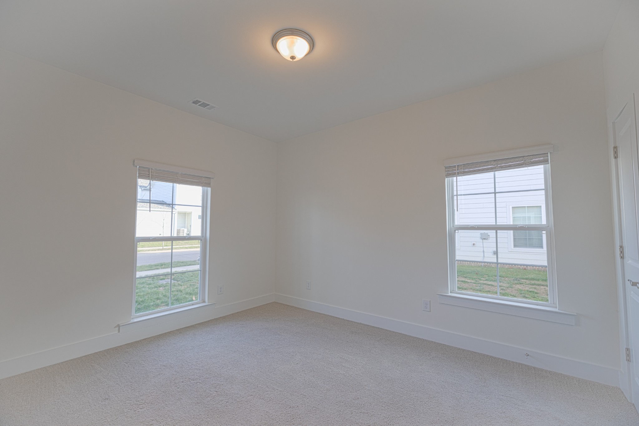 1001 Sweetleaf Dr