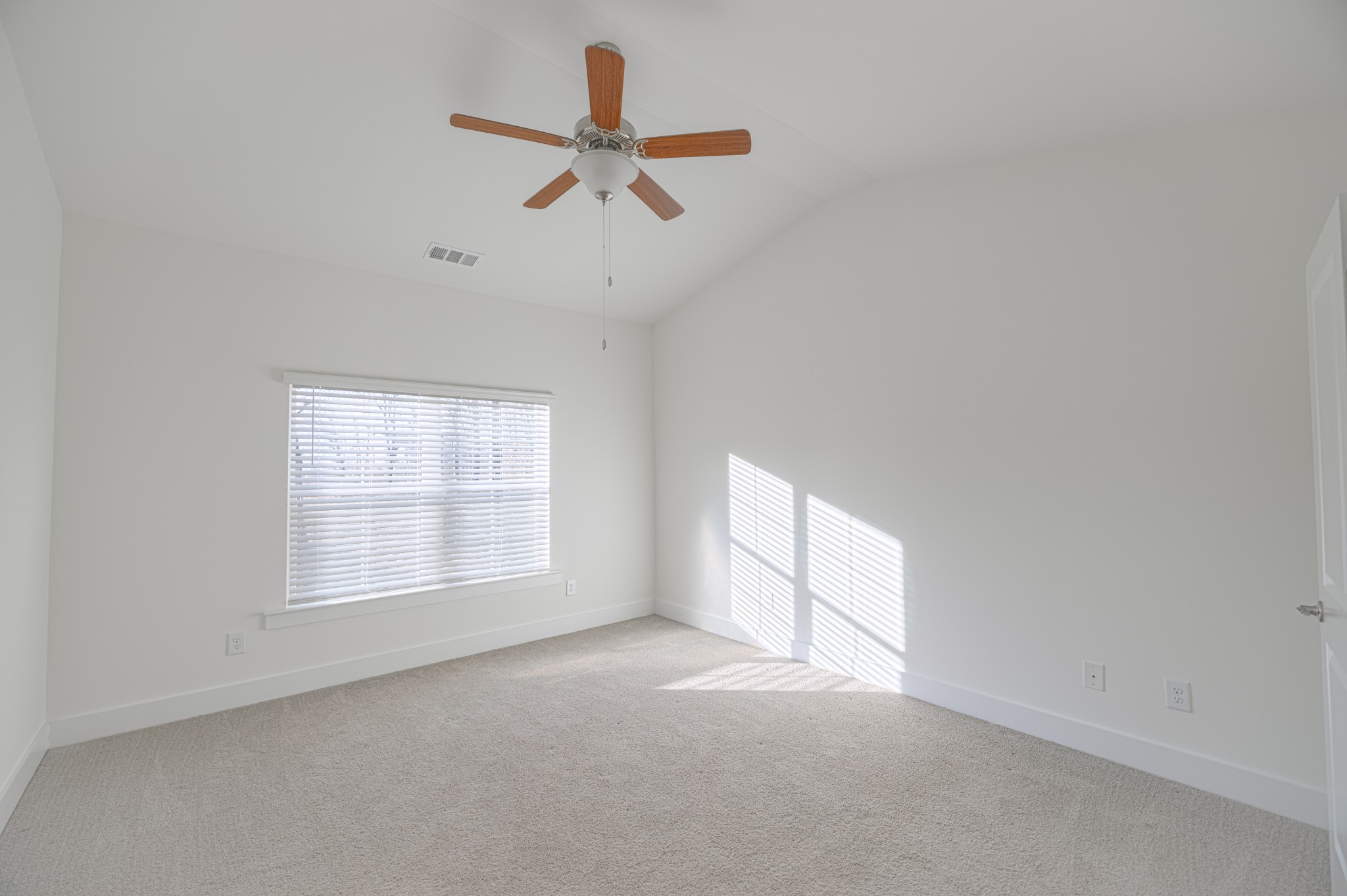 1001 Sweetleaf Dr