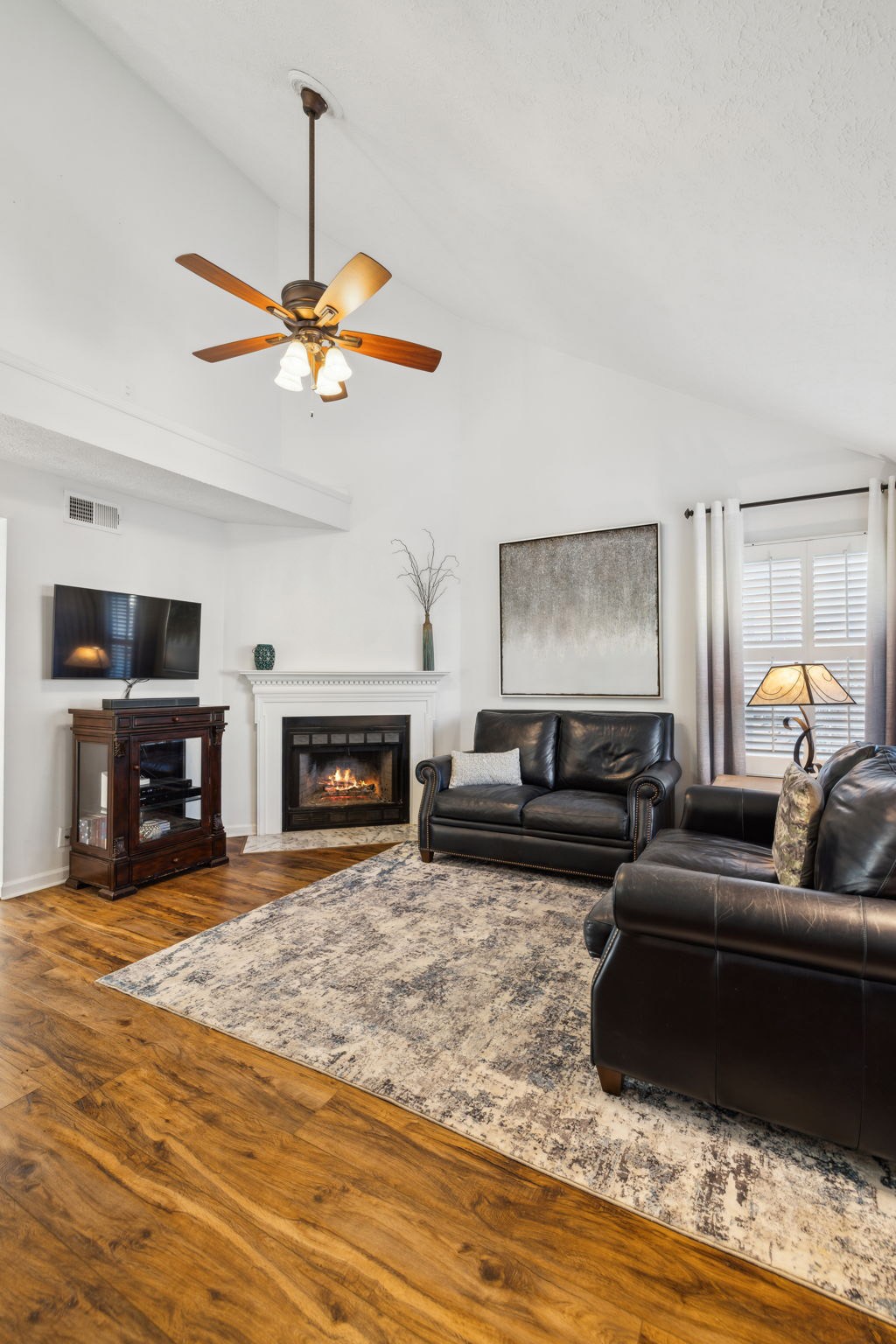 2103 Apollo Dr