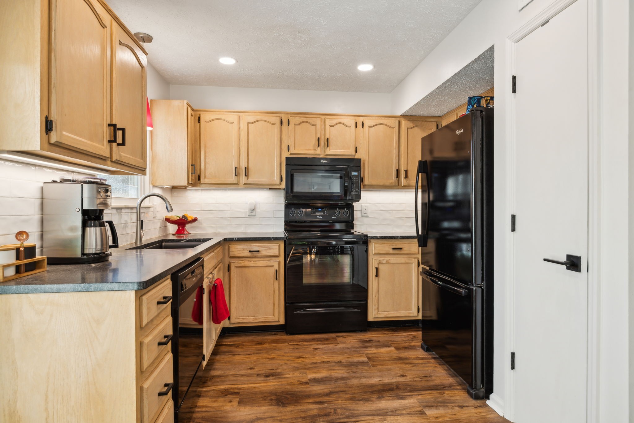 2103 Apollo Dr