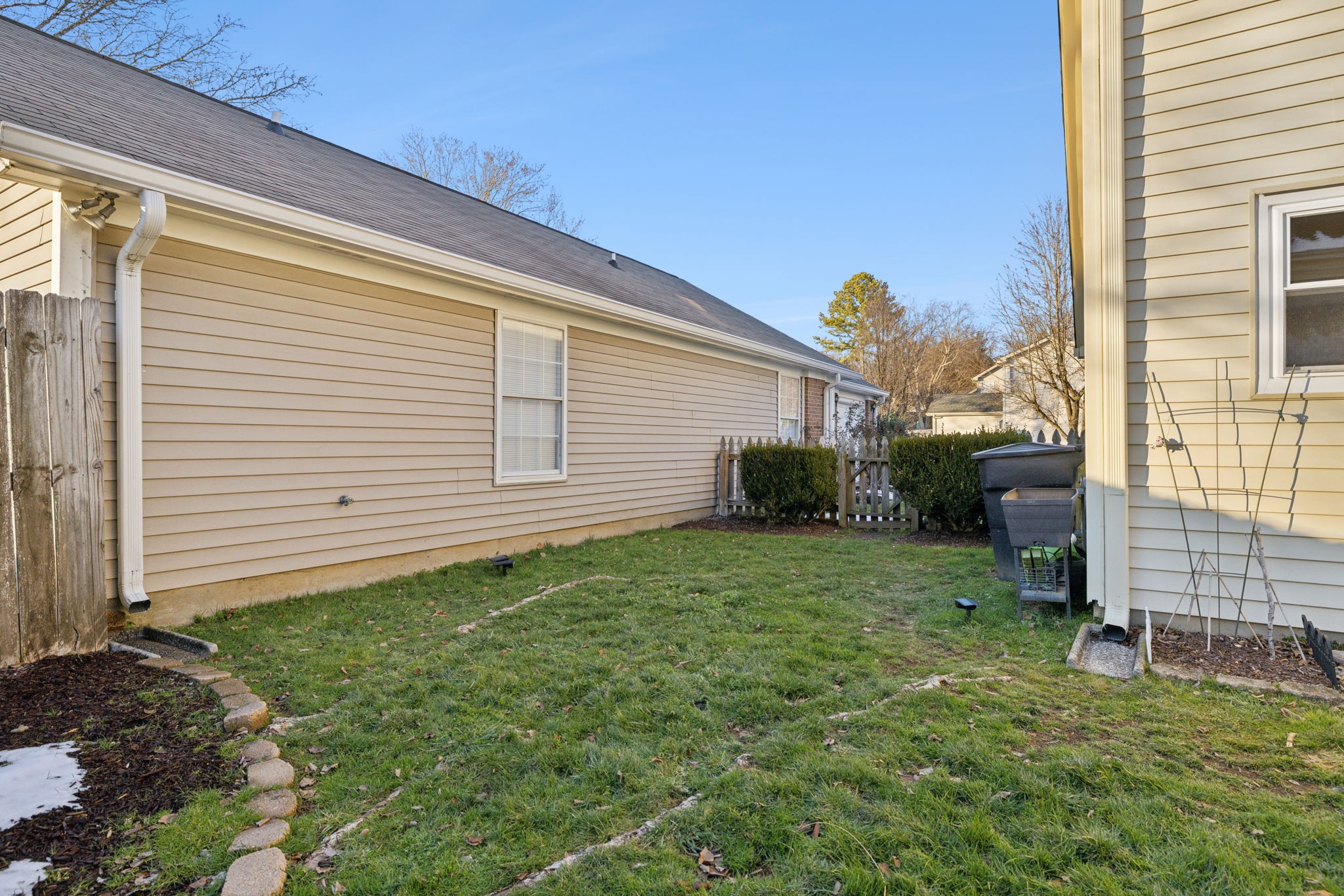 2103 Apollo Dr