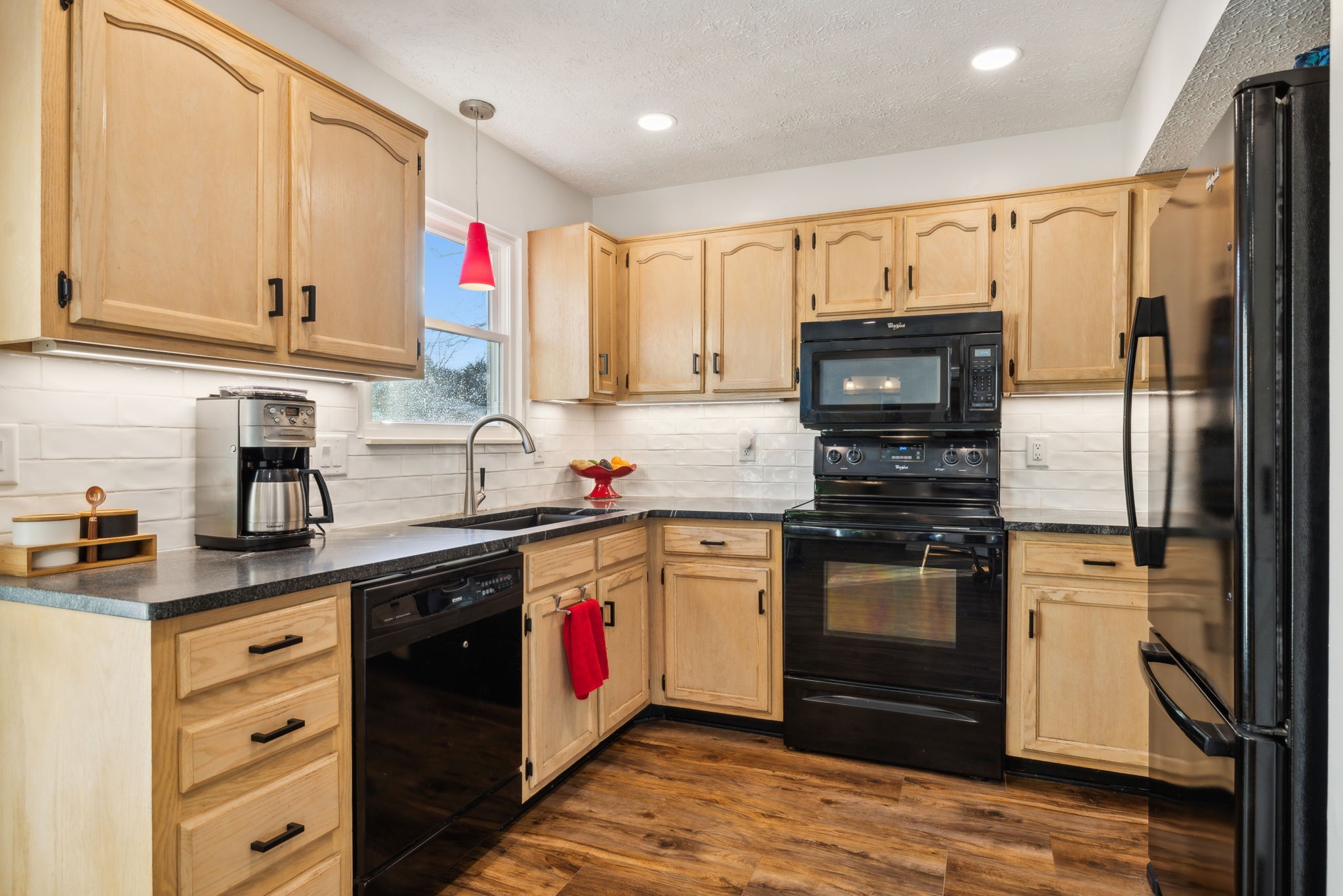 2103 Apollo Dr