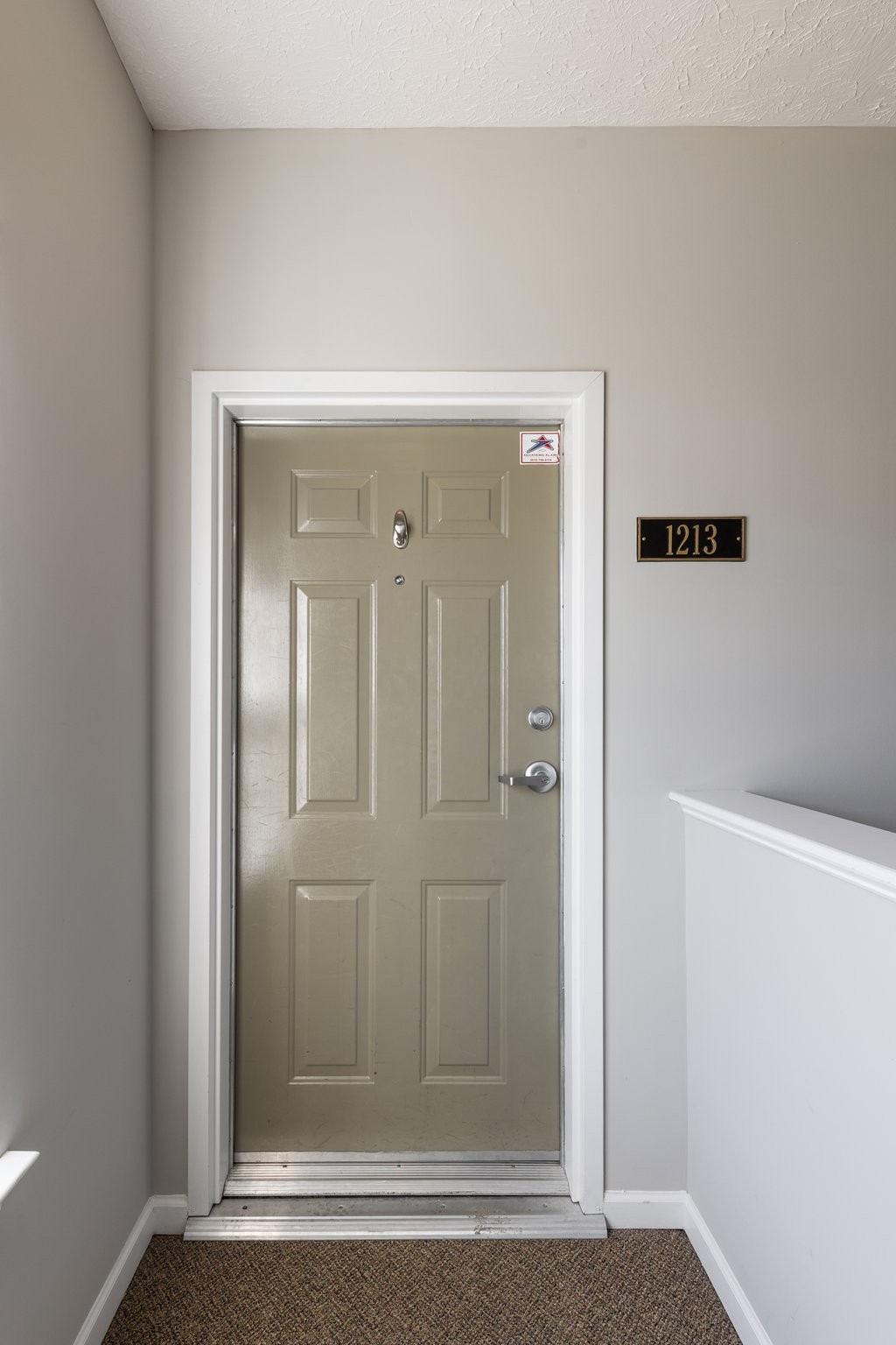 1213 Park Run Dr